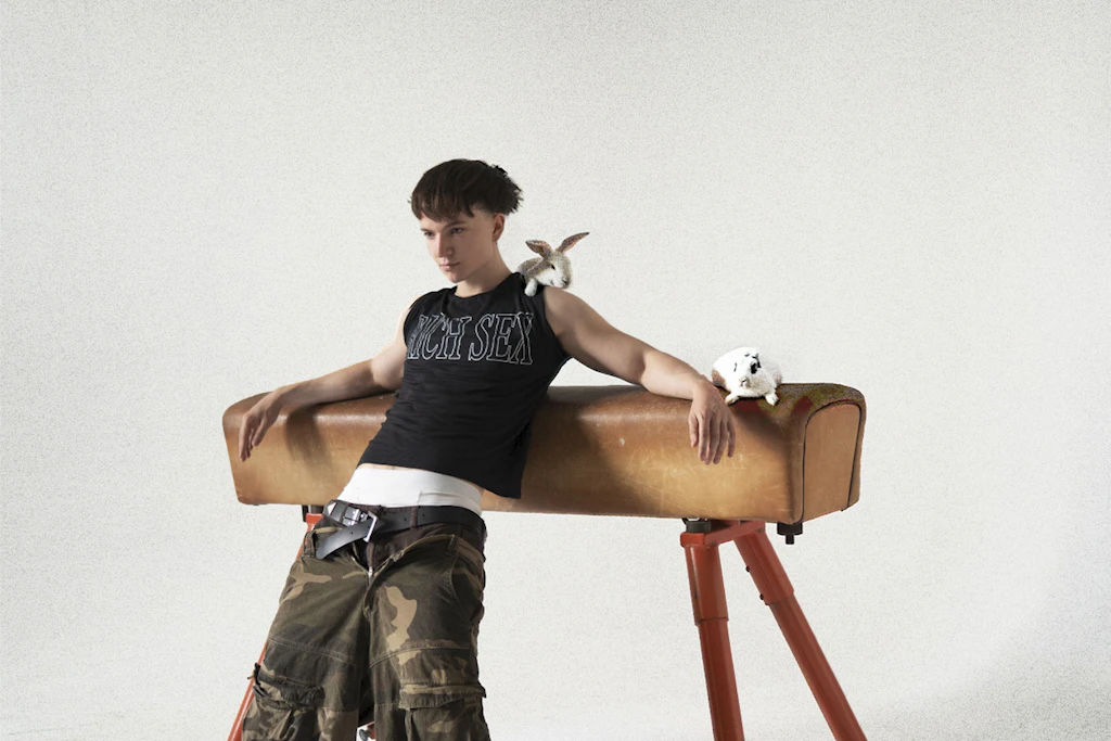 Berliner Pop-Newcomer Siovo: „Fast jeder Song im Radio geht ums Heterosein“