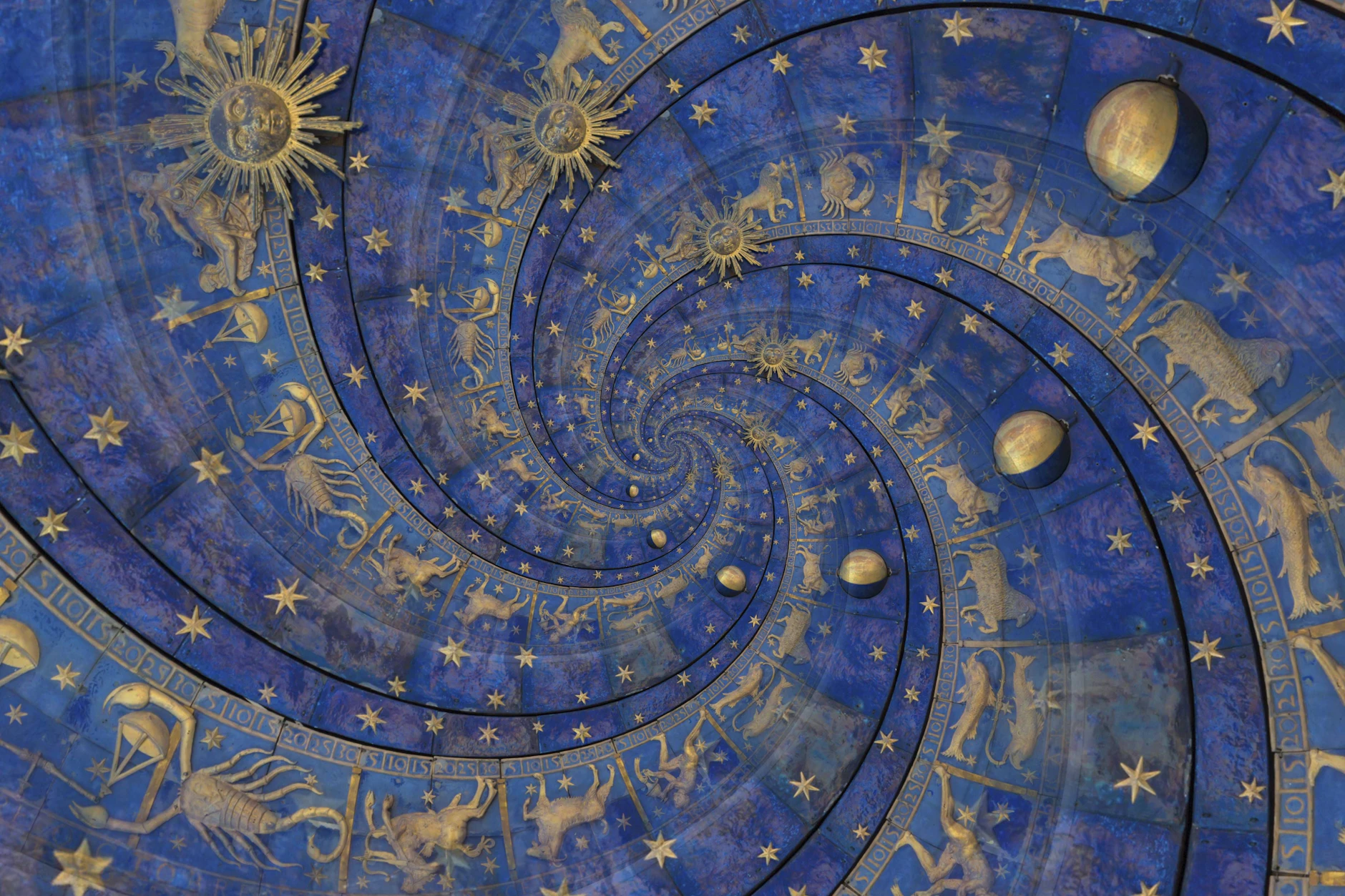 Die Sterne in Bewegung: Ihr Tageshoroskop zeigt, welche Energien heute auf Ihr Sternzeichen wirken.