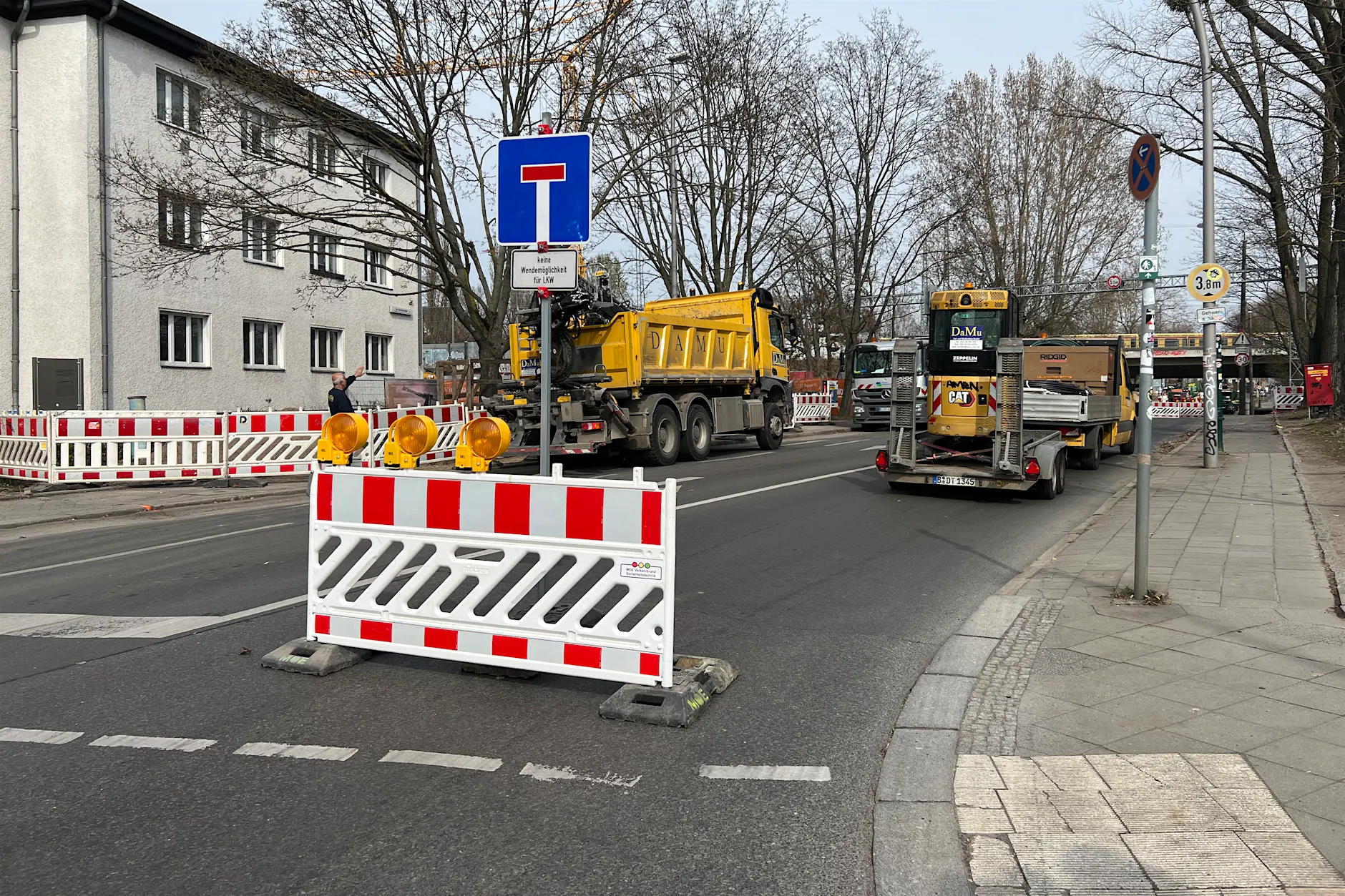 Vollsperrung! Wichtige Straße in Lichtenberg bleibt bis Ende April zu