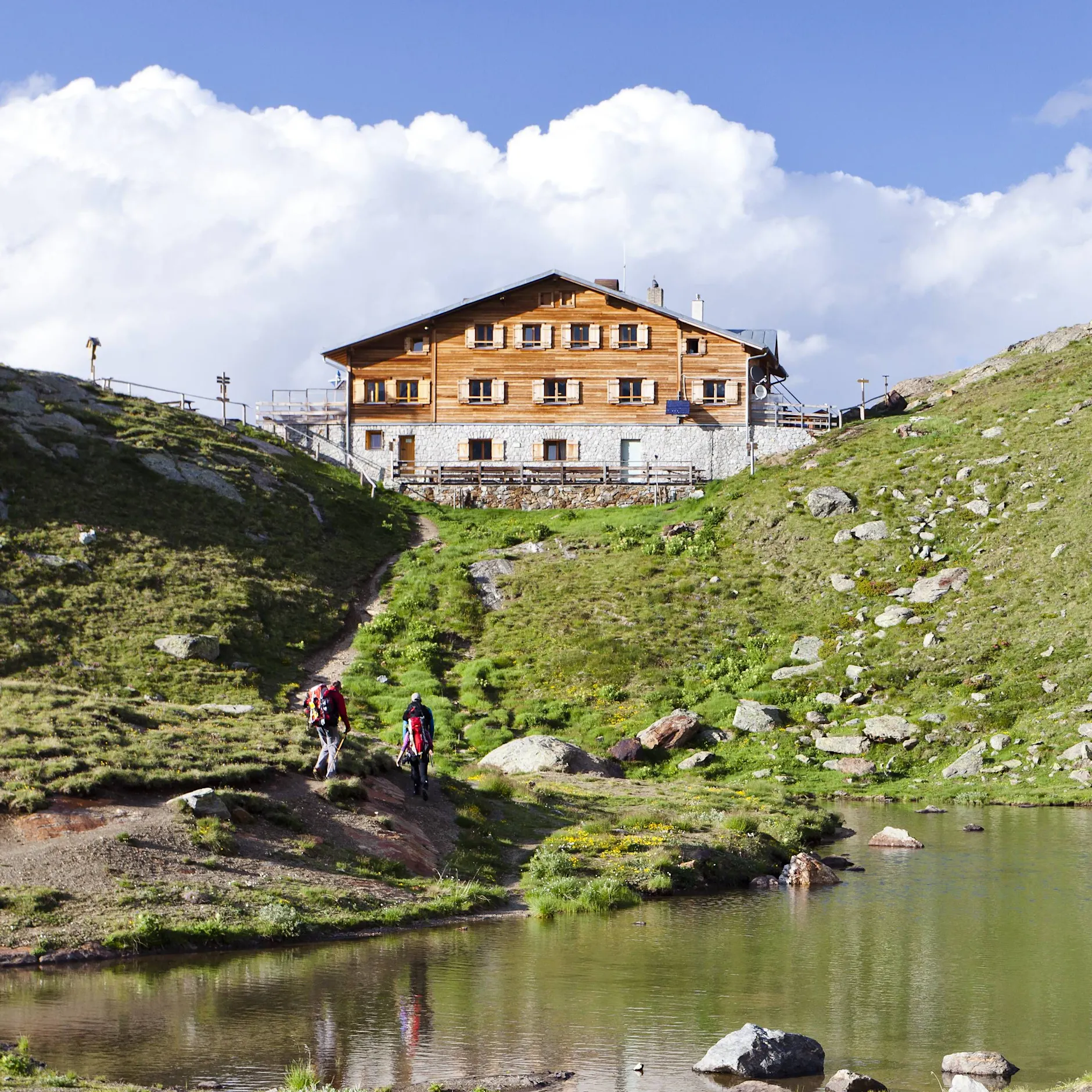 Freiwillige sollen gratis in eine Berghütte leben, Veganer dürfen nicht