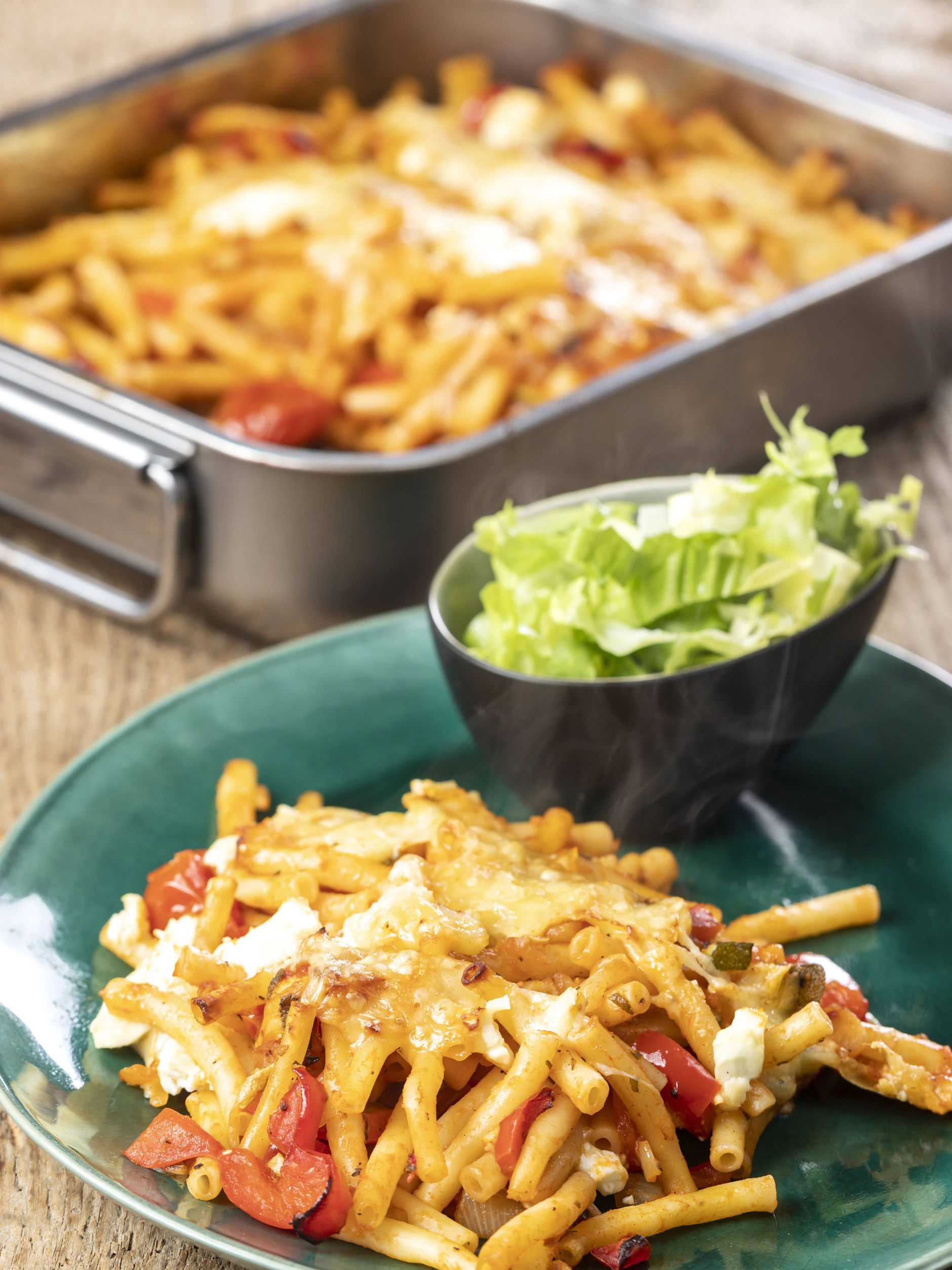 Die Variante ohne Geflügel: Sie können das Fleisch auch durch frische Tomaten und etwas Feta-Käse ersetzen.