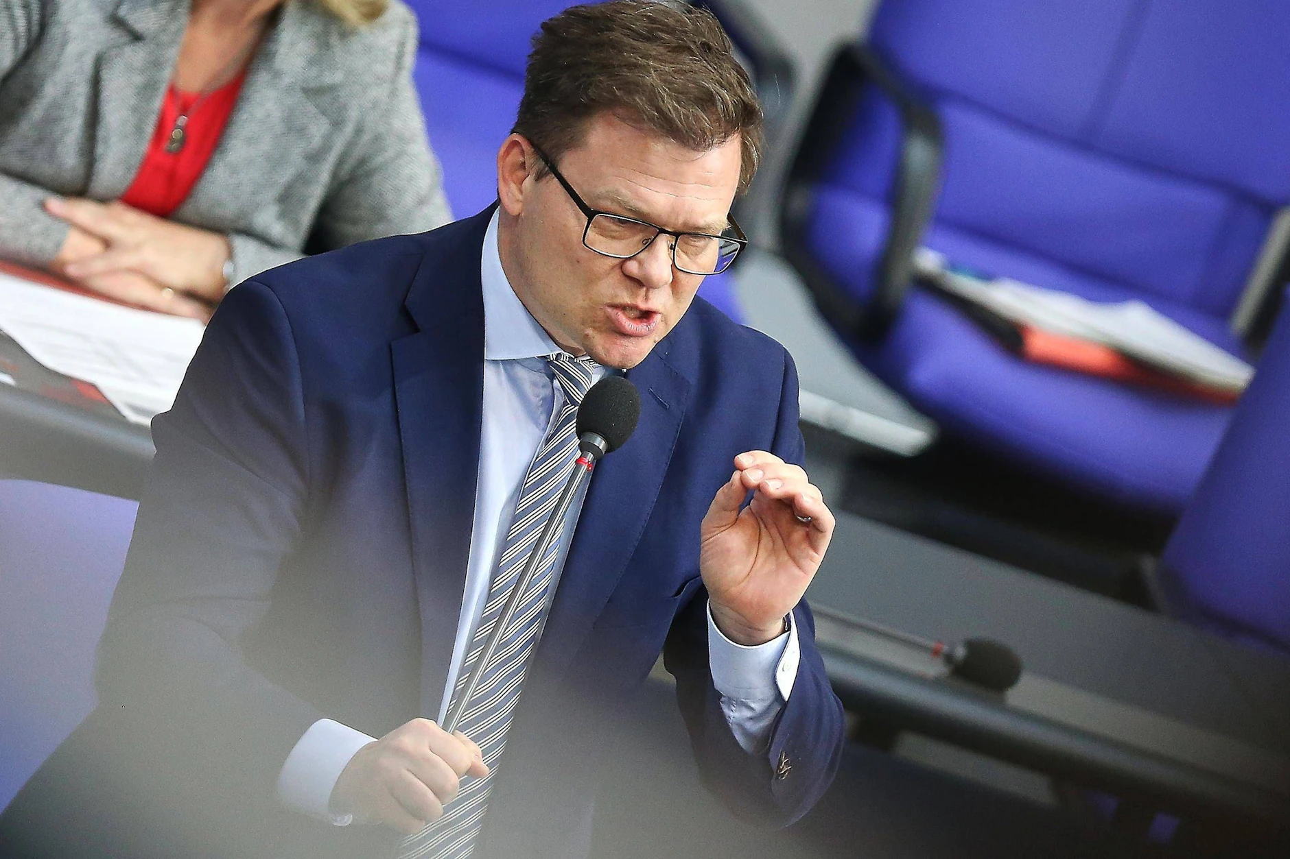 Umweltminister Carsten Schneider steht wegen der Klimaziele unter Druck.