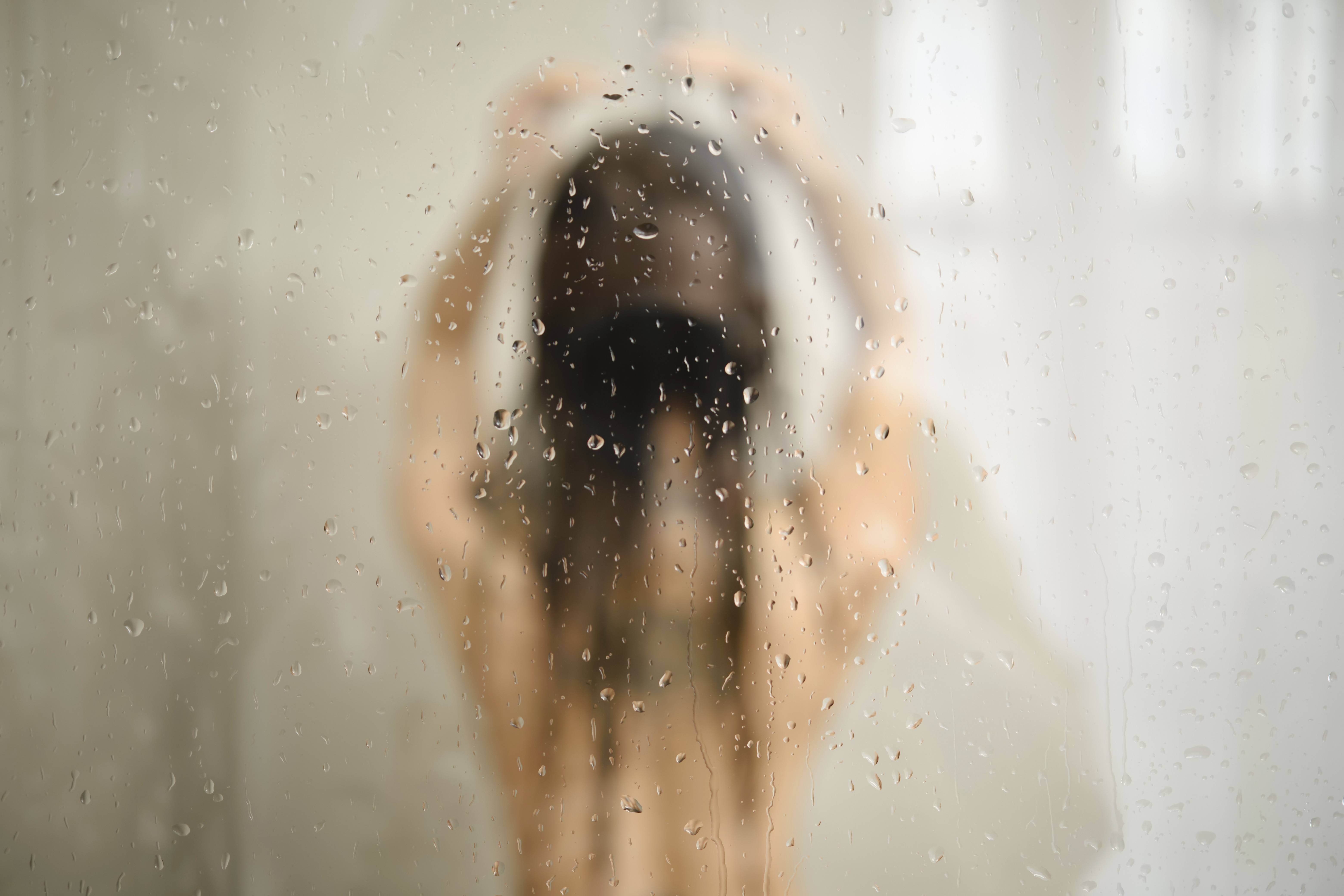 Warum weniger Duschen jetzt im Trend ist: Ein Blick auf "Non Bathing"