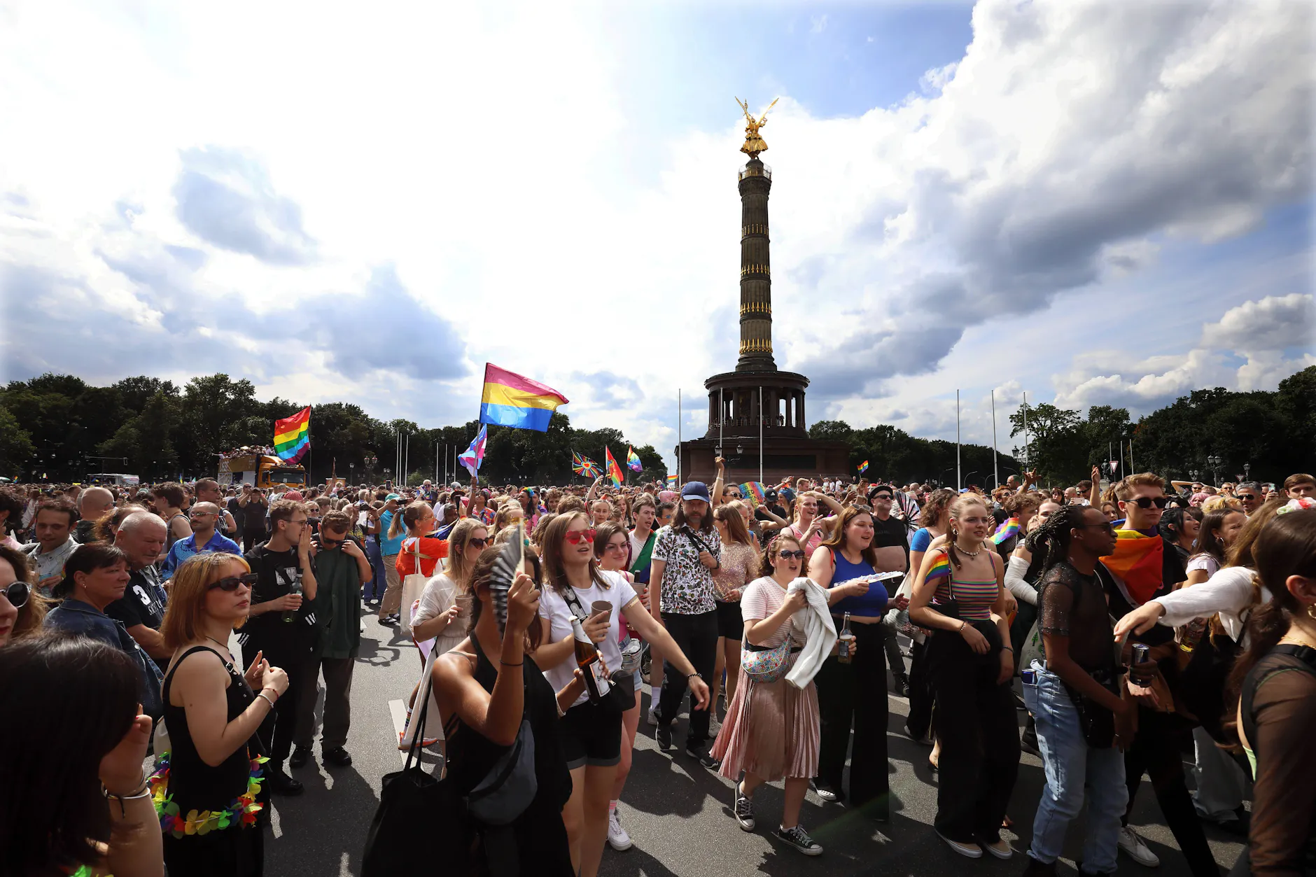 Rund um den Großen Stern wird bis heute gefeiert – und hinterher „bis in die Puppen“ geschlafen.