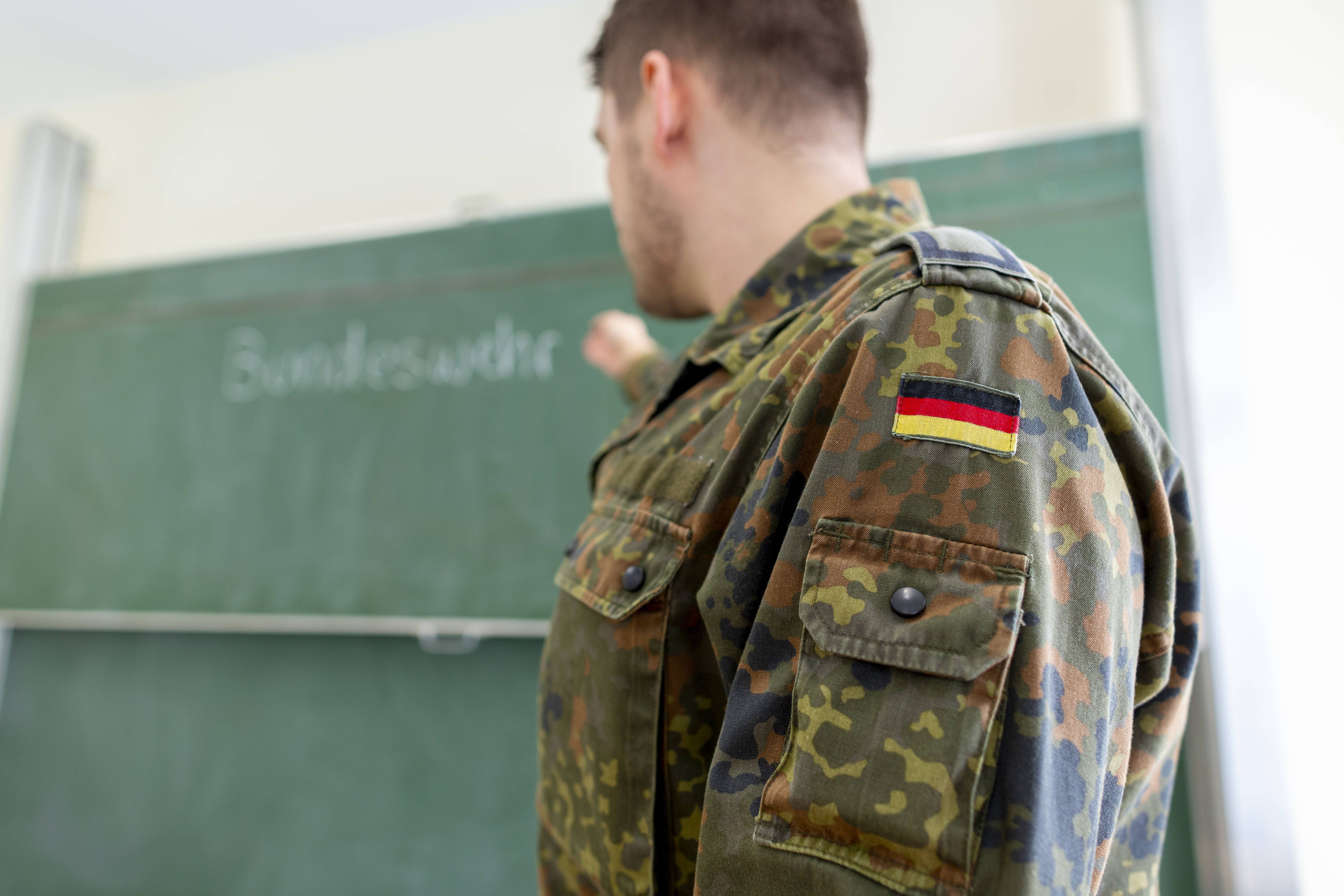Das schießende Klassenzimmer: Wie die Bundeswehr massiv an Schulen wirbt