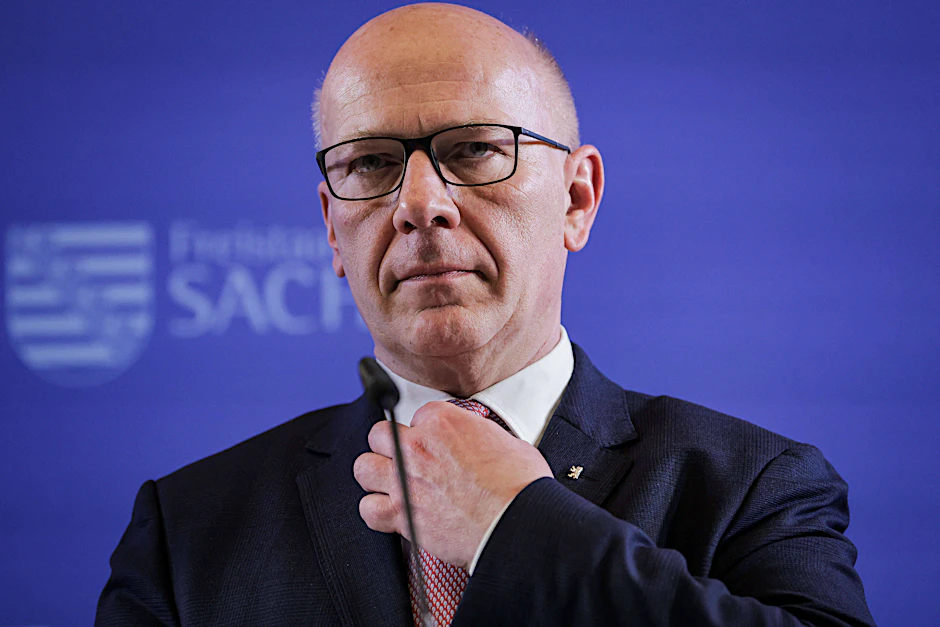 Kai Wegner auf der Pressekonferenz im Anschluss an die 56. Ministerpräsidentenkonferenz Ost im Roten Rathaus.