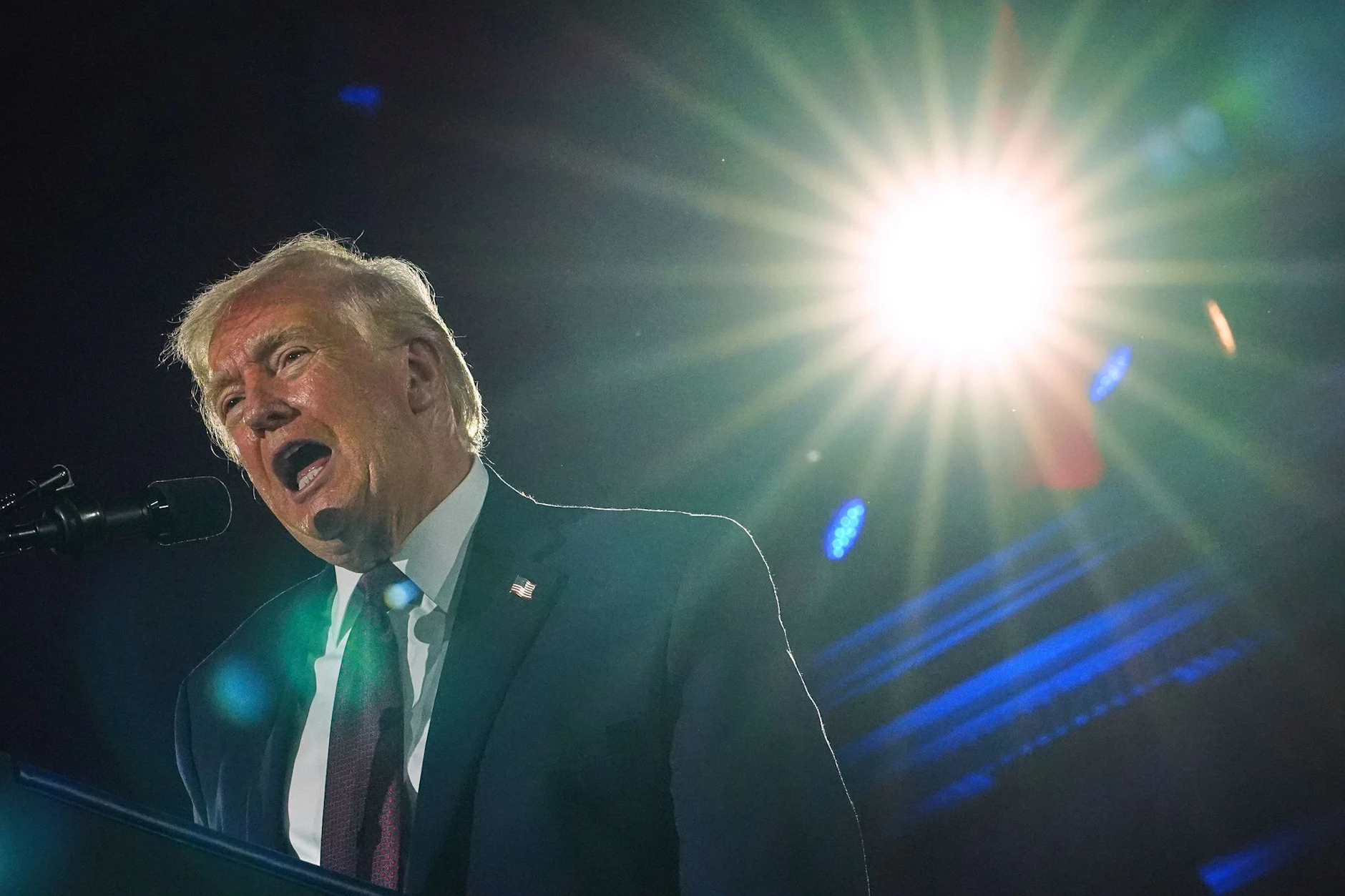 US-Präsident Donald Trump spricht beim jährlichen Fundraising-Dinner des National Republican Congressional Committee (NRCC) in der Union Station in Washington.