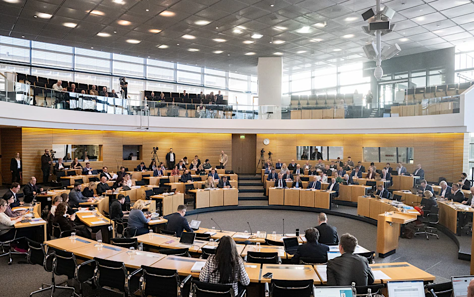 Auf ein gemeinsames Maßnahmenpaket zur Senkung der Spritpreise konnte sich der Thüringer Landtag am Mittwoch nicht einigen.