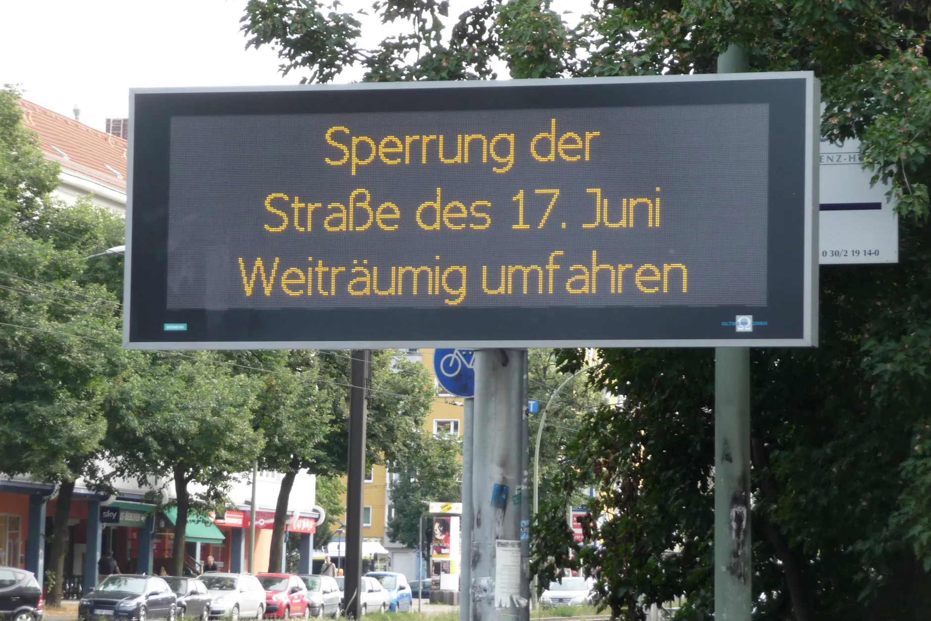 Die Straße des 17. Juni bleibt bis nach dem Halbmarathon gesperrt. (Archivbild)