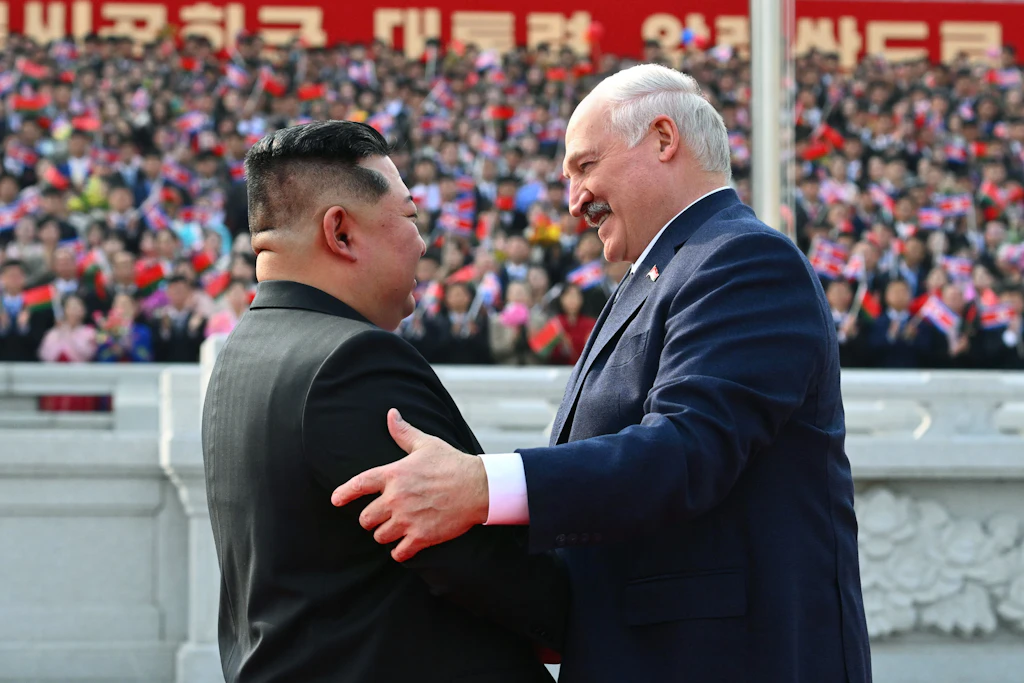 Lukaschenkos Doppelspiel: Pakt mit Kim und Flirt mit Washington