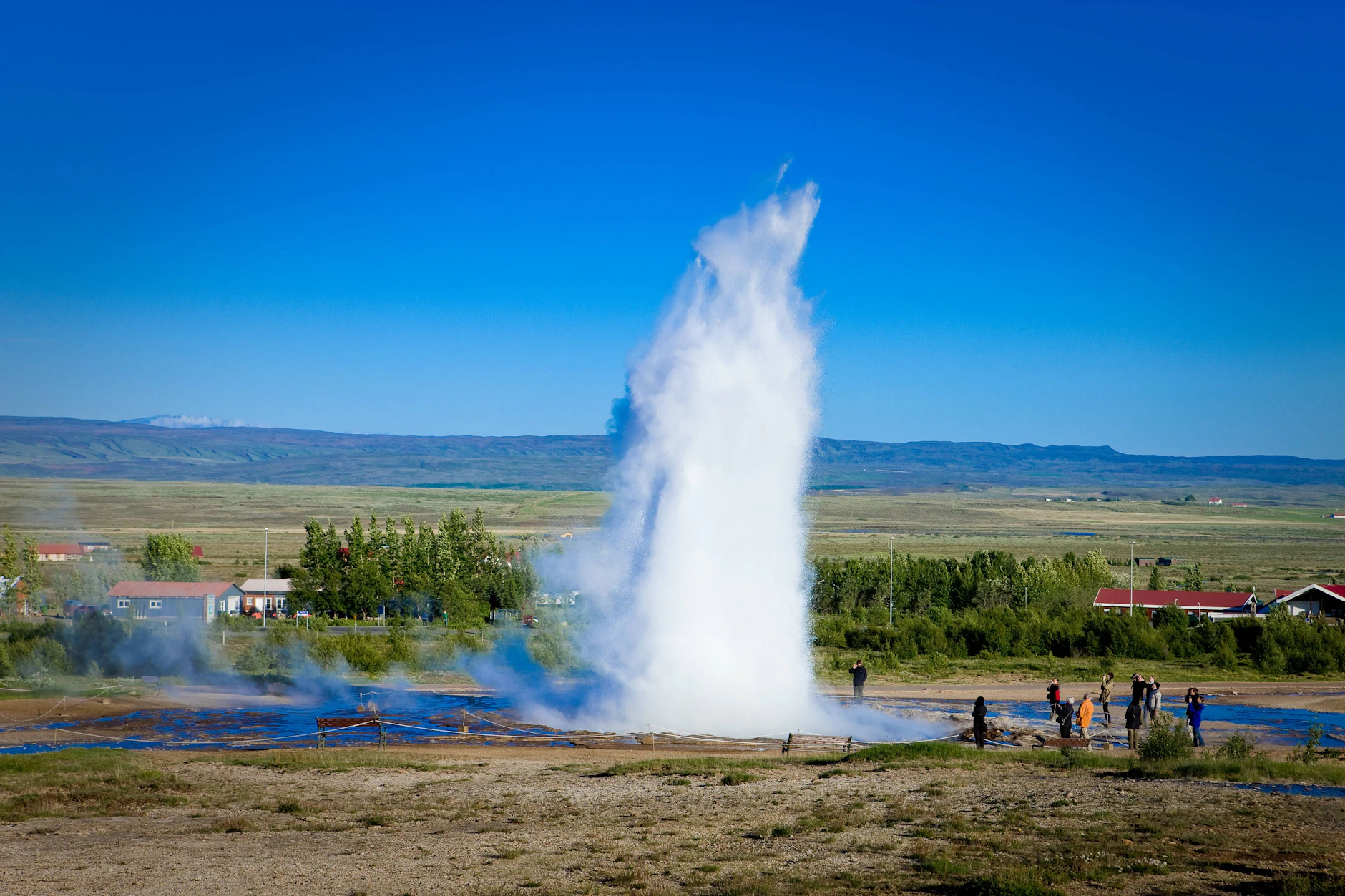 Island mit seiner atemberaubenden Natur: Hier gilt das ganze Jahr lang die Sommerzeit.