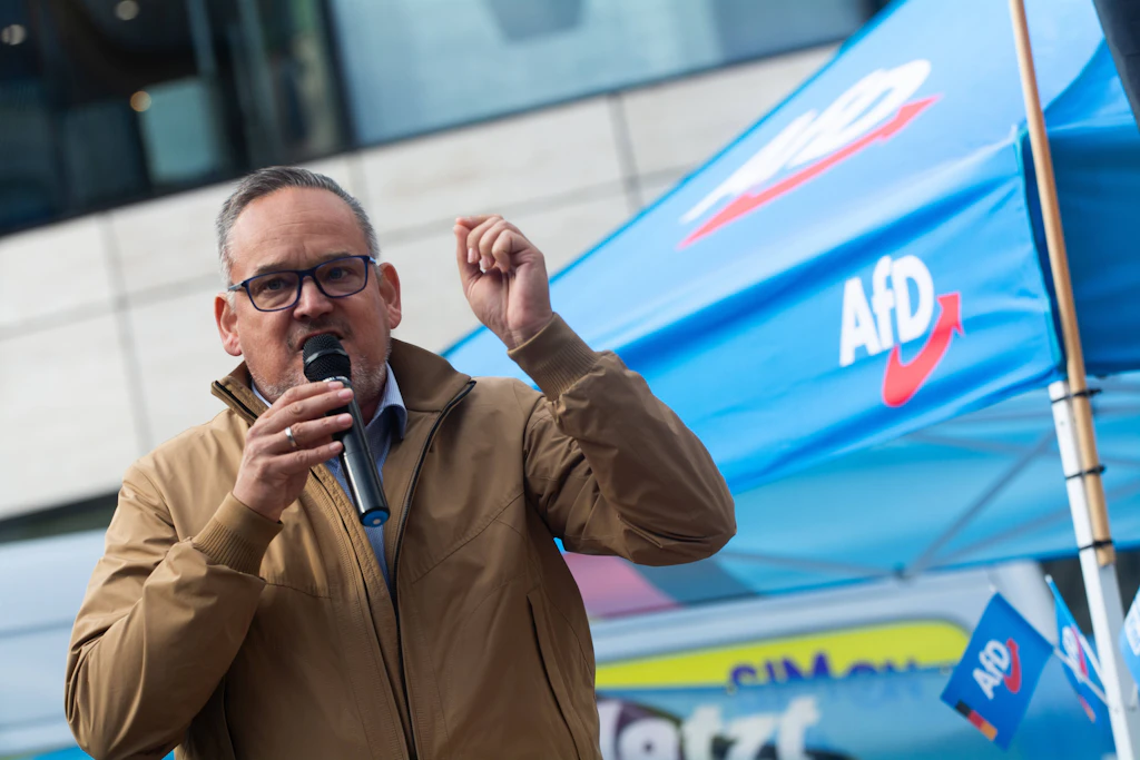 Martin Reichardt, Landesvorsitzender der AfD Sachsen-Anhalt, soll 2020 einen Hitlergruß gezeigt haben.