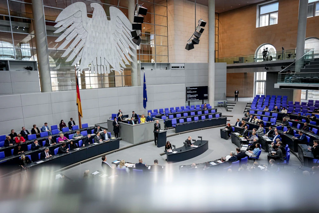 Bundestag beschließt Ende der Riester-Rente: Sparer profitieren ab 2027