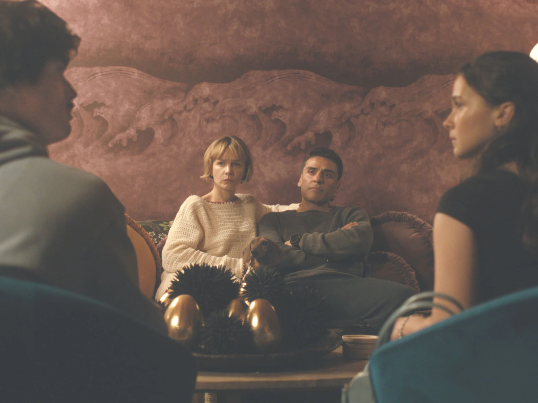 Carey Mulligan als Lindsay Crane-Martin und Oscar Isaac als Josh Martin in „Beef“-Staffel zwei.