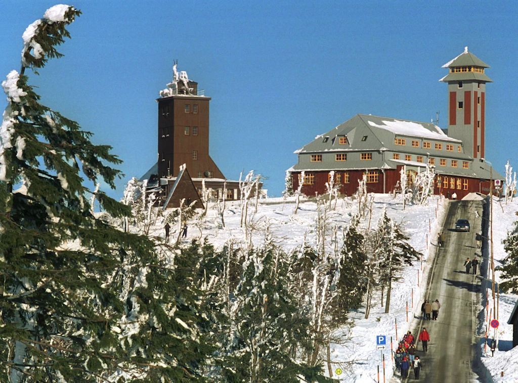 Zwischen Tourismus und Naturschutz: Wie sich die Fichtelberg-Region neu erfindet