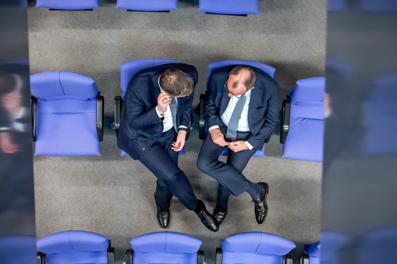 Sondervermögen veruntreut – und der Regierung ist es egal, dass sie die Zukunft verheizt