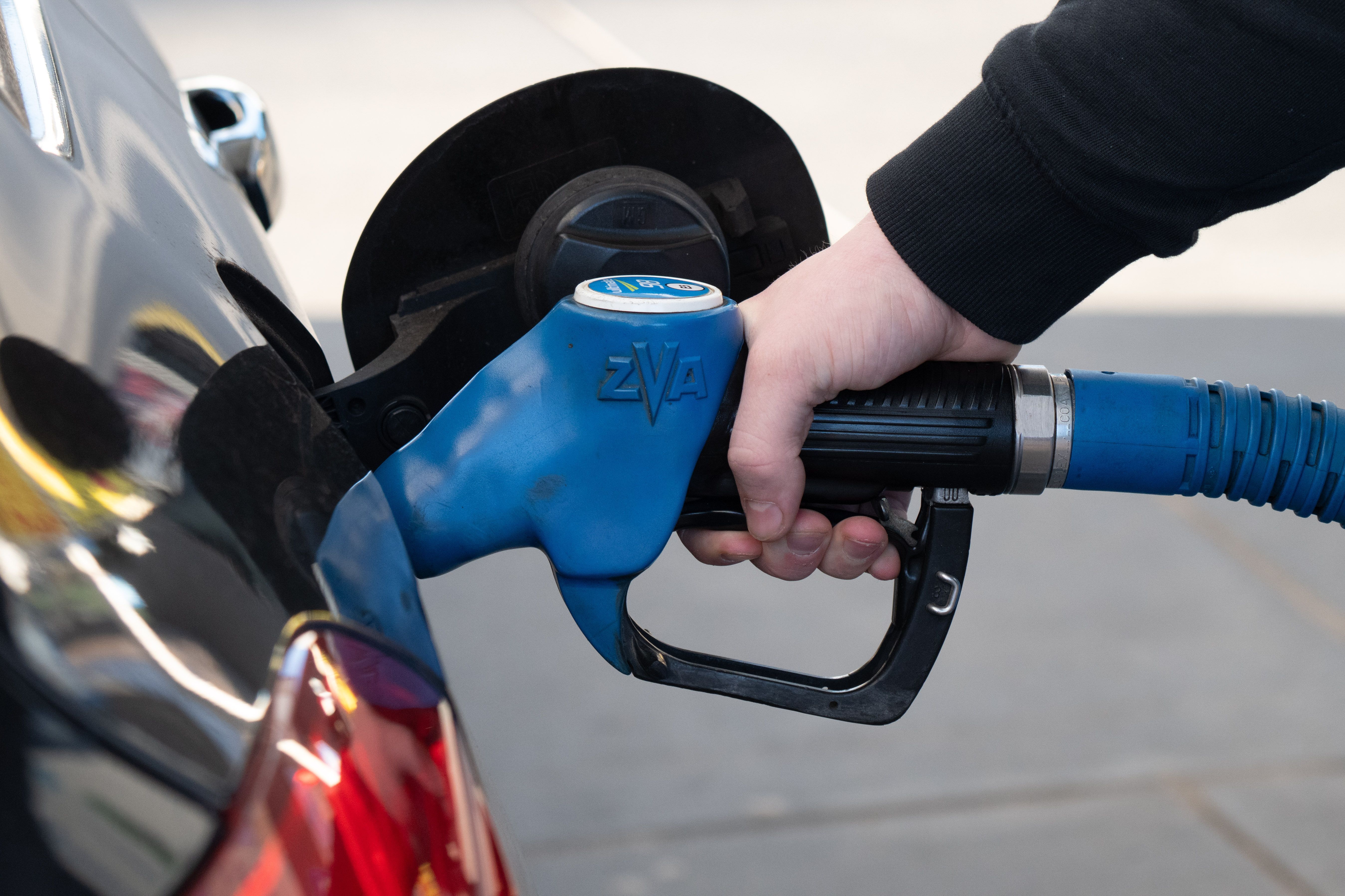 Image - Berlin: Spritpreise weiter über zwei Euro