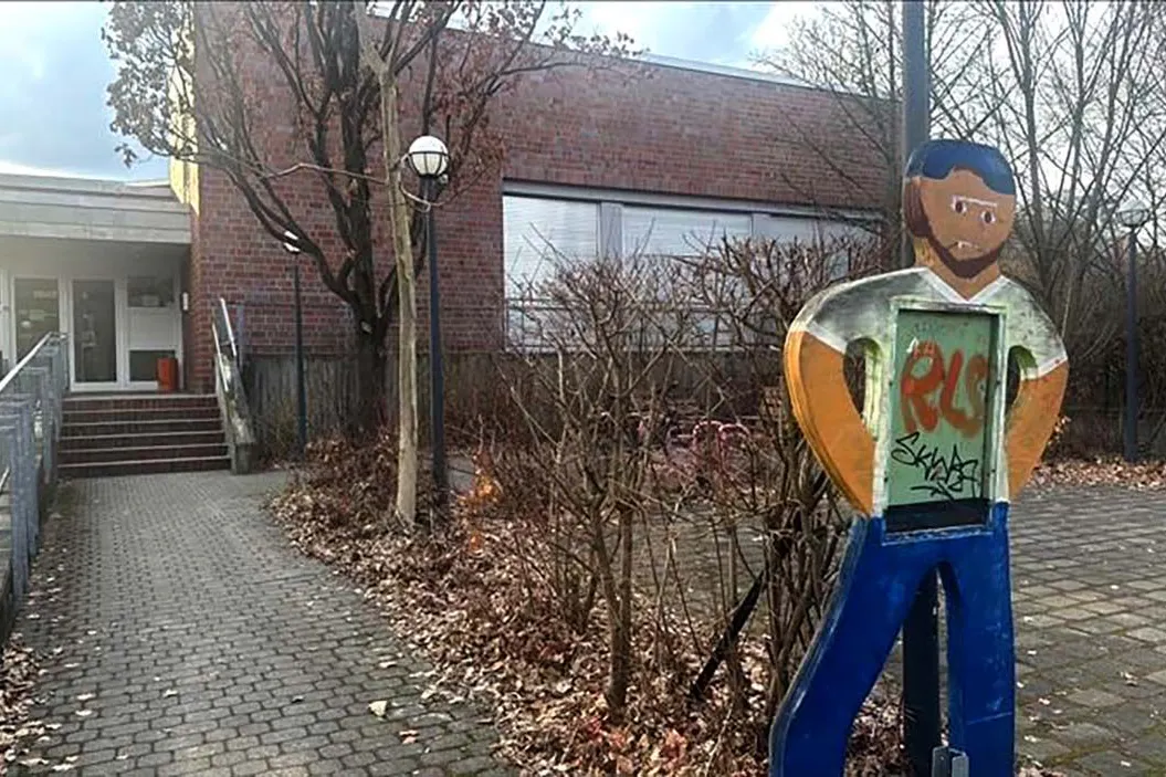 Der Jugendclub an der Wutzkyallee bleibt nach einer mutmaßlichen Vergewaltigung wohl noch bis Sommer geschlossen.