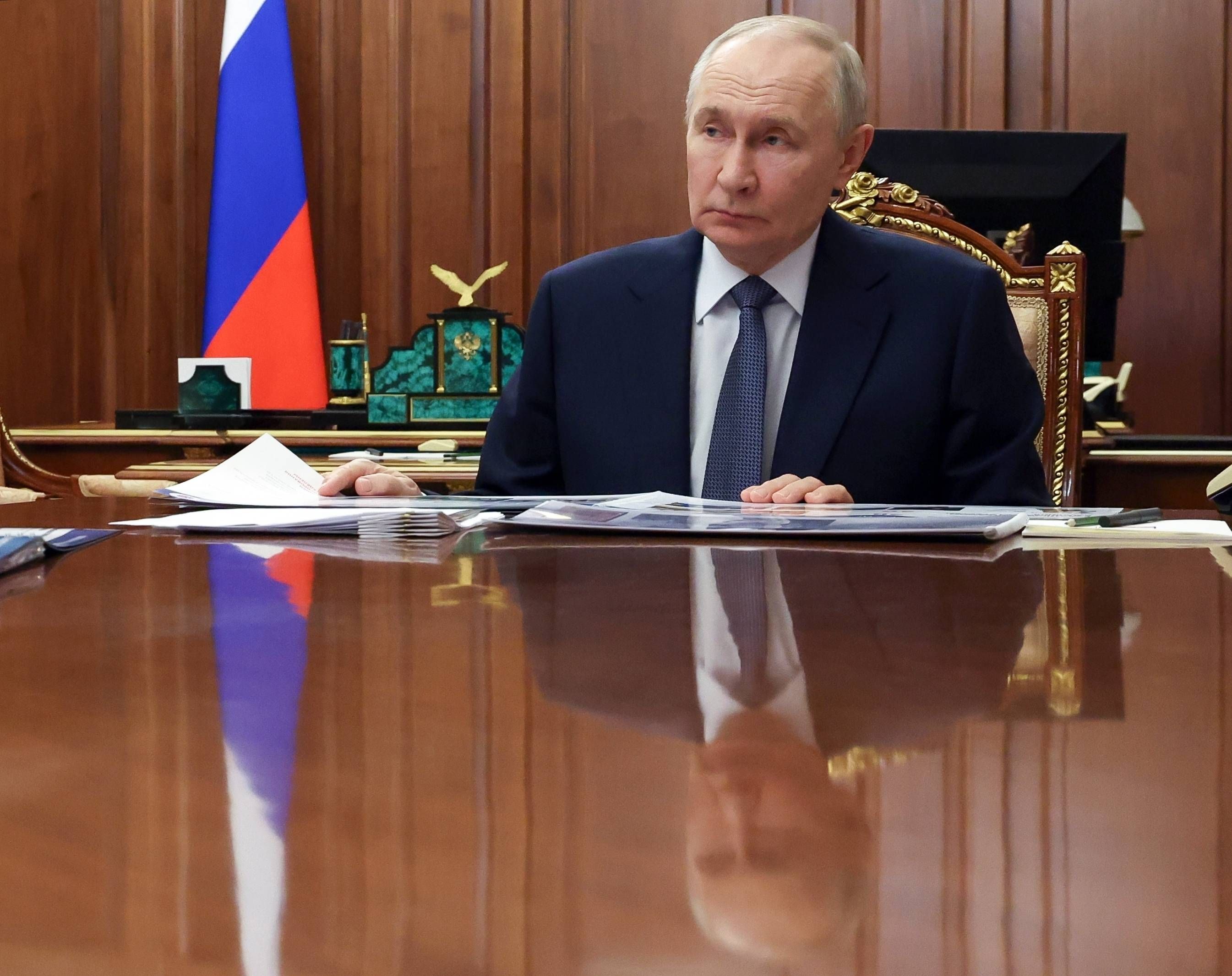 Image - Spendenaufruf von Putin an russische Oligarchen? Kreml weist Bericht zurück