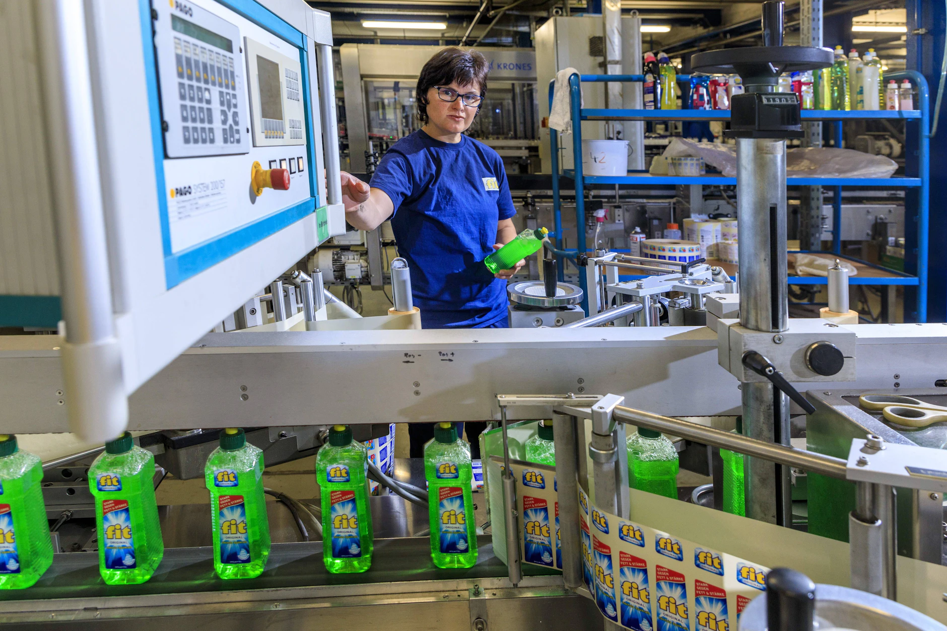 Die Produktionshalle in Hirschfelde: Den ostdeutschen Spülmittelklassiker Fit gibt es seit 1954.