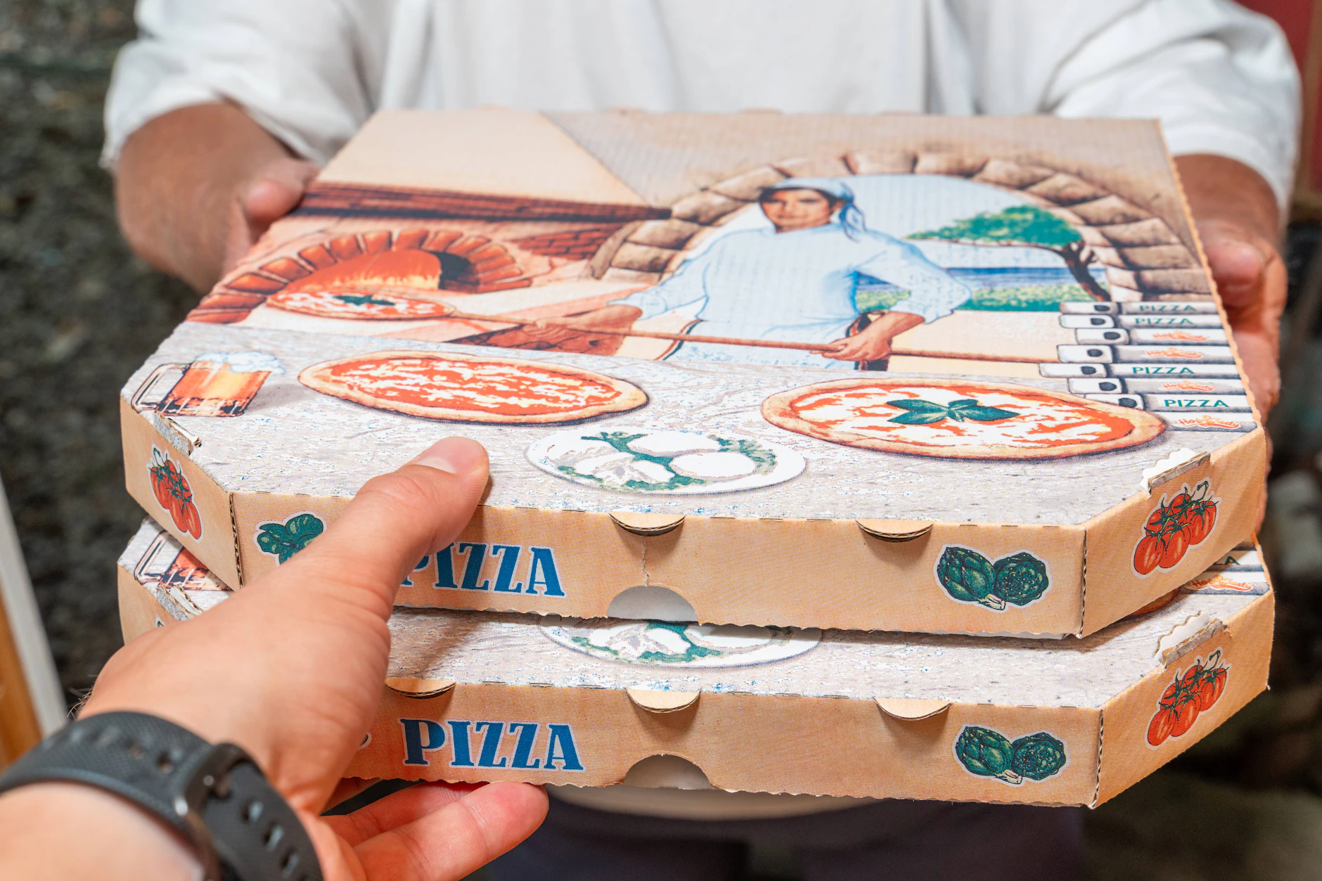 Der Pizzabote wollte nur einen Kunden beliefern (Symbolfoto).