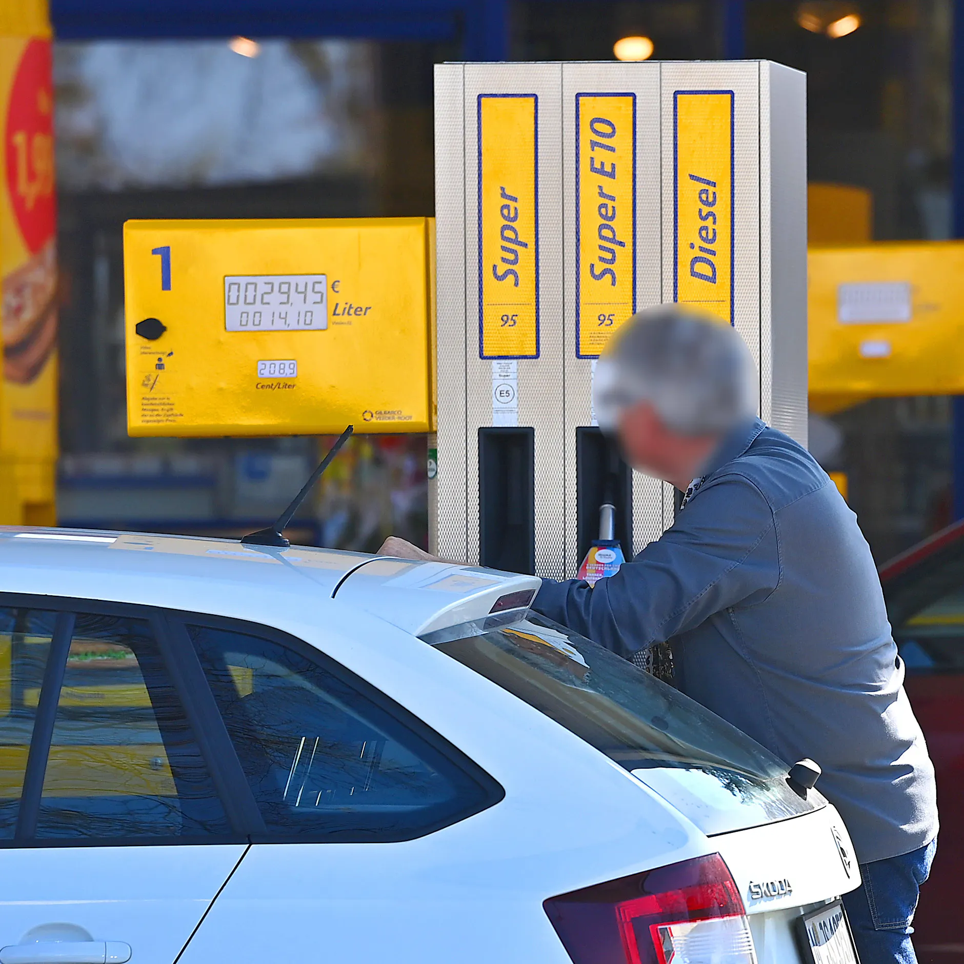 Neue Spritpreis-Regel: Wann ist Tanken ab 1. April am günstigsten?