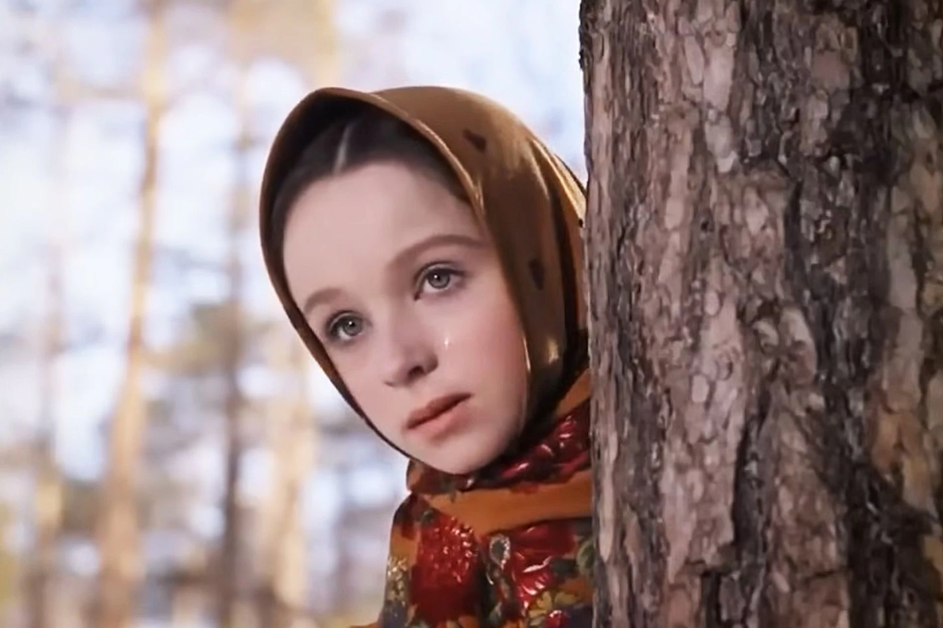 Die schöne Nastjenka erlebt in „Abenteuer im Zauberwald“ ein echtes Abenteuer, in dem auch Väterchen Frost und die Hexe Baba Jaga Auftritte haben.