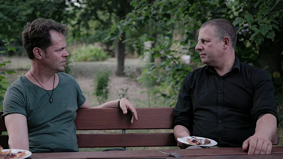 Der Filmemacher Gregor Centner (l.) und der „zentrale Ideologe der Neuen Rechten“, Götz Kubitschek.