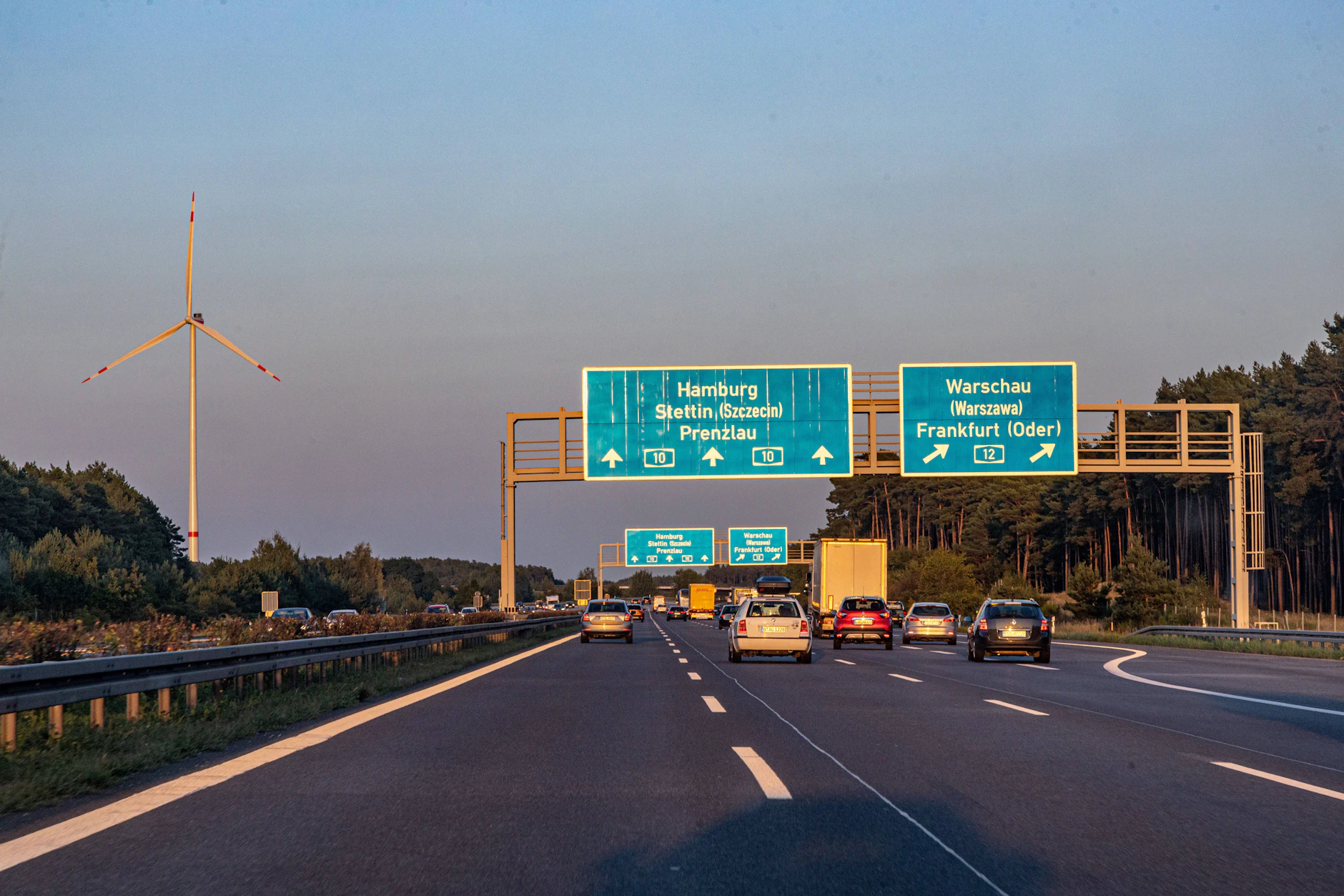 Der tödliche Unfall ereignete sich auf der A10 in Richtung Frankfurt.