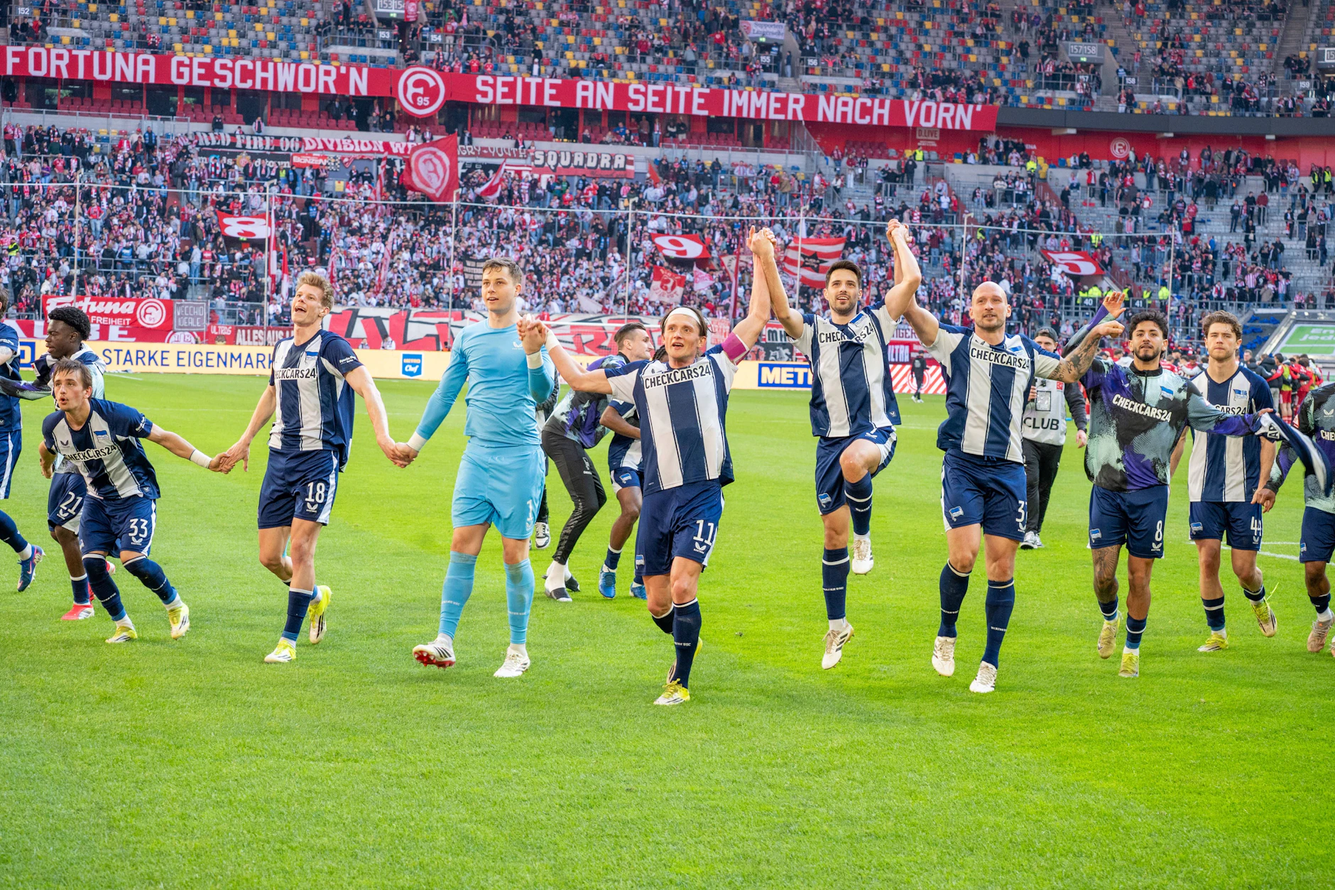 Hertha jubelt über den Sieg in Düsseldorf –&nbsp;und dank des Restprogramms schon bald über den Aufstieg in die Bundesliga?