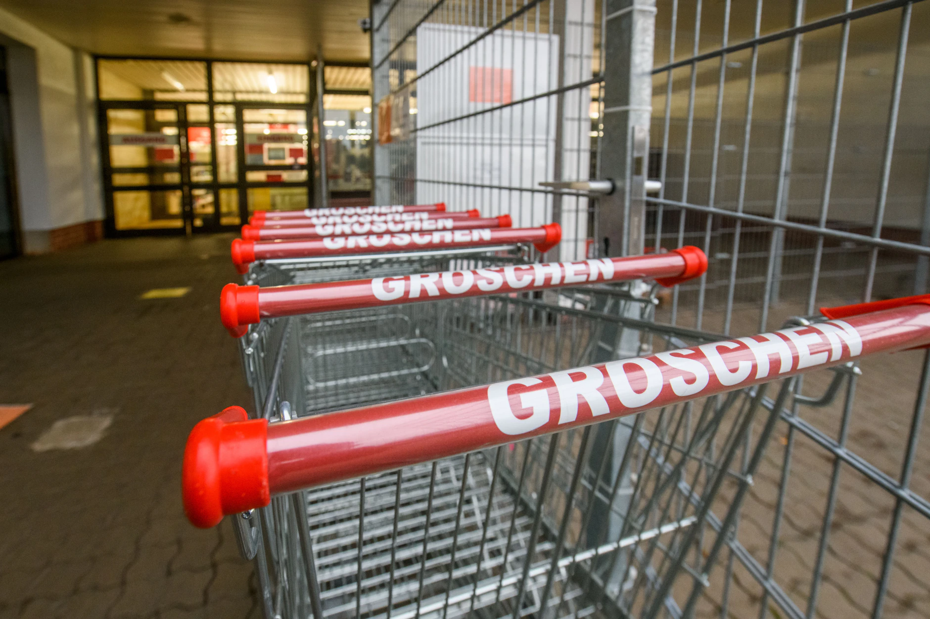 Schock im Osten! Discounter vor dem Aus, Mega-Ausverkauf steht an