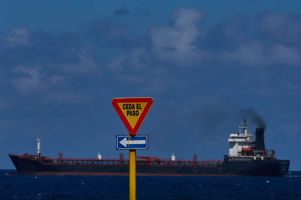 ABD, Rus petrol tankerlerinin Küba'ya geçişine izin verdi – abluka geçici olarak durduruldu