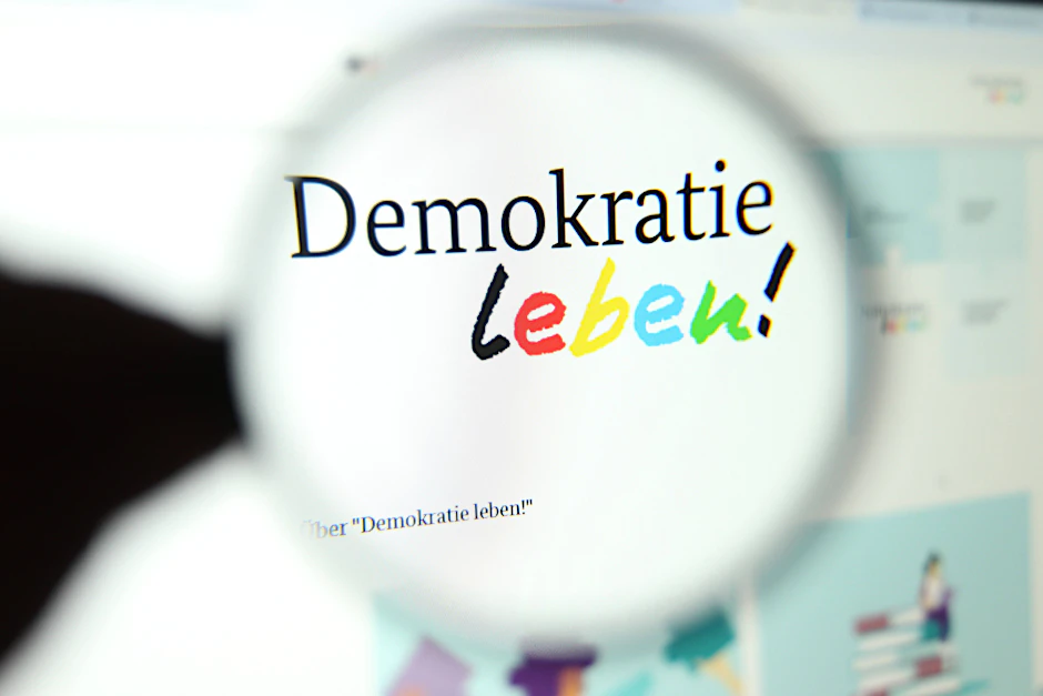 Website des Bundesprogramms "Demokratie leben": Familienministerin Karin Prien will das Förderprogramm neu aufstellen