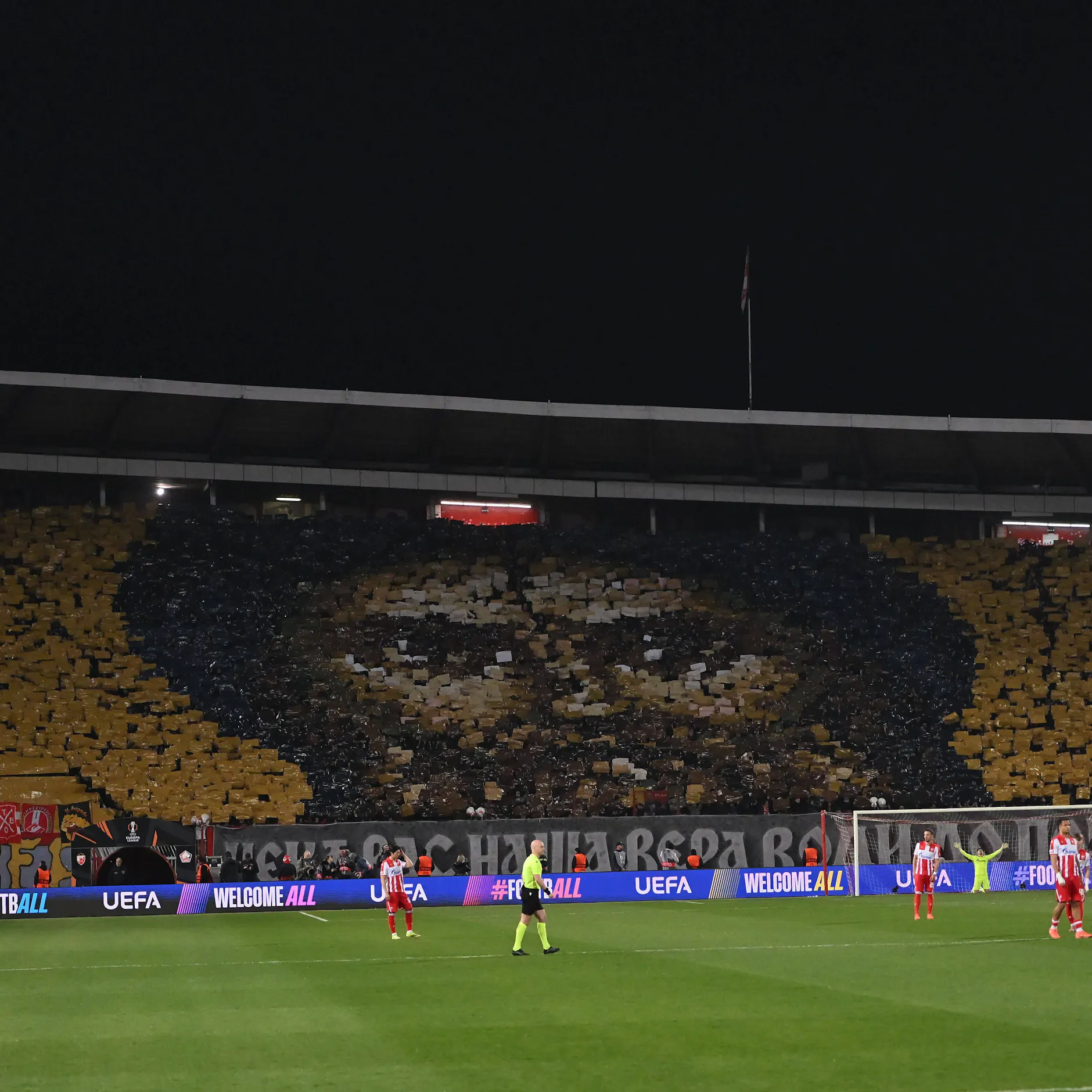 Image - Heilige oder Hassbotschaften: Bestraft die Uefa christliche Fan-Choreografien?