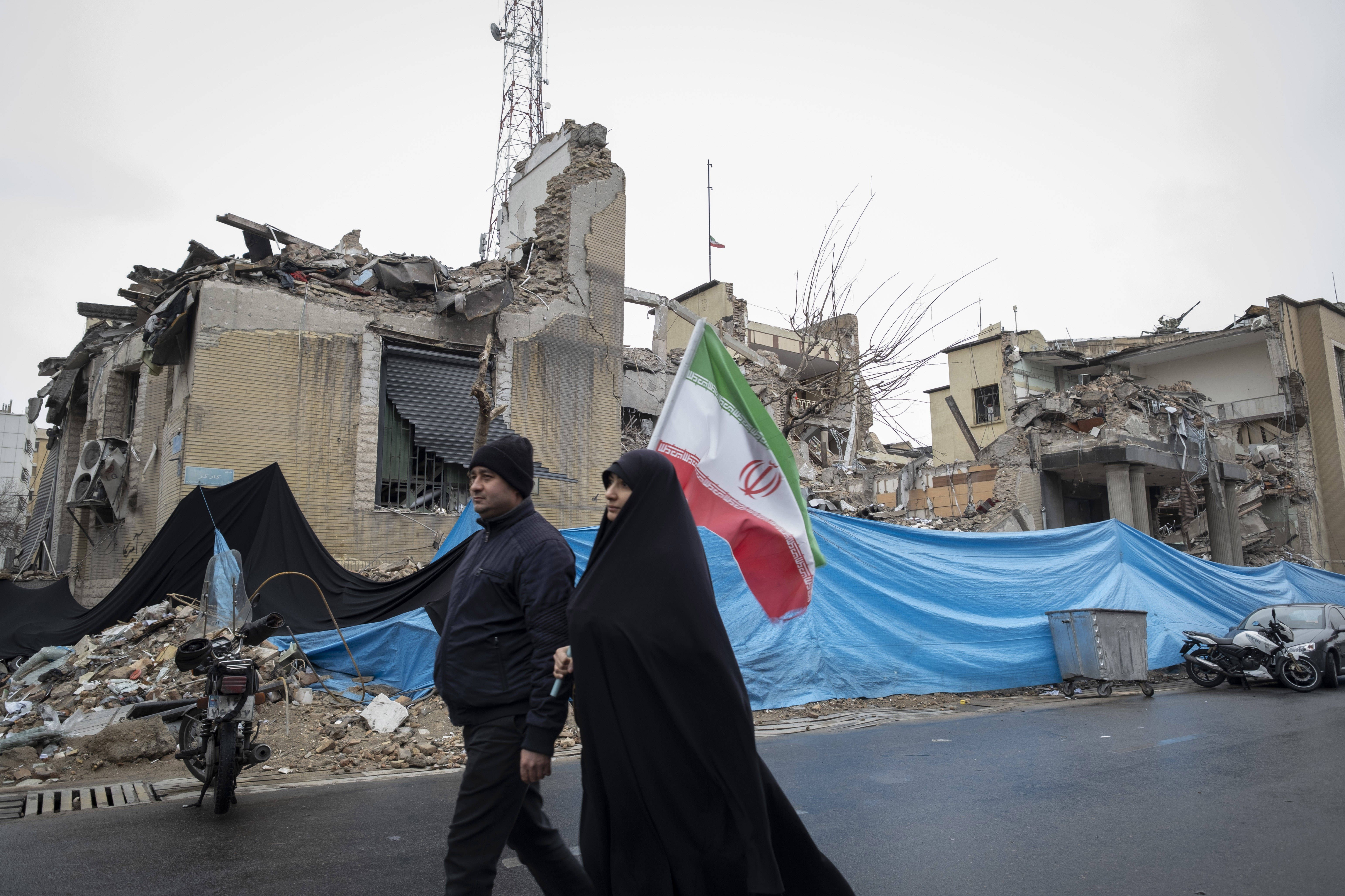 Reportage aus dem Iran: Ein Volk zwischen Protest und Patriotismus – und ohne Plan B