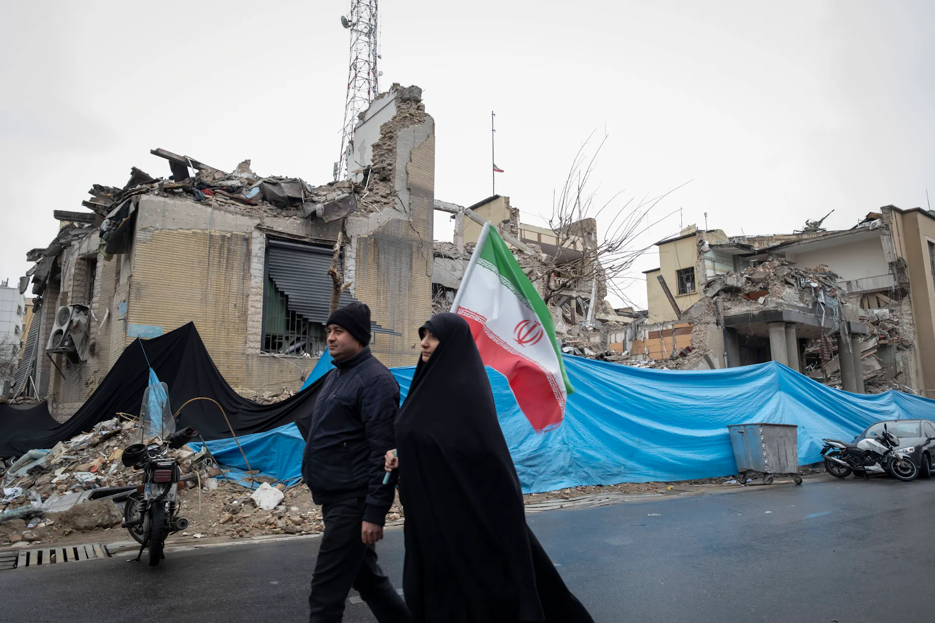 Teheran im Ausnahmezustand: Zwischen Krieg, Repression und Protest ringt das Land um seine Zukunft.