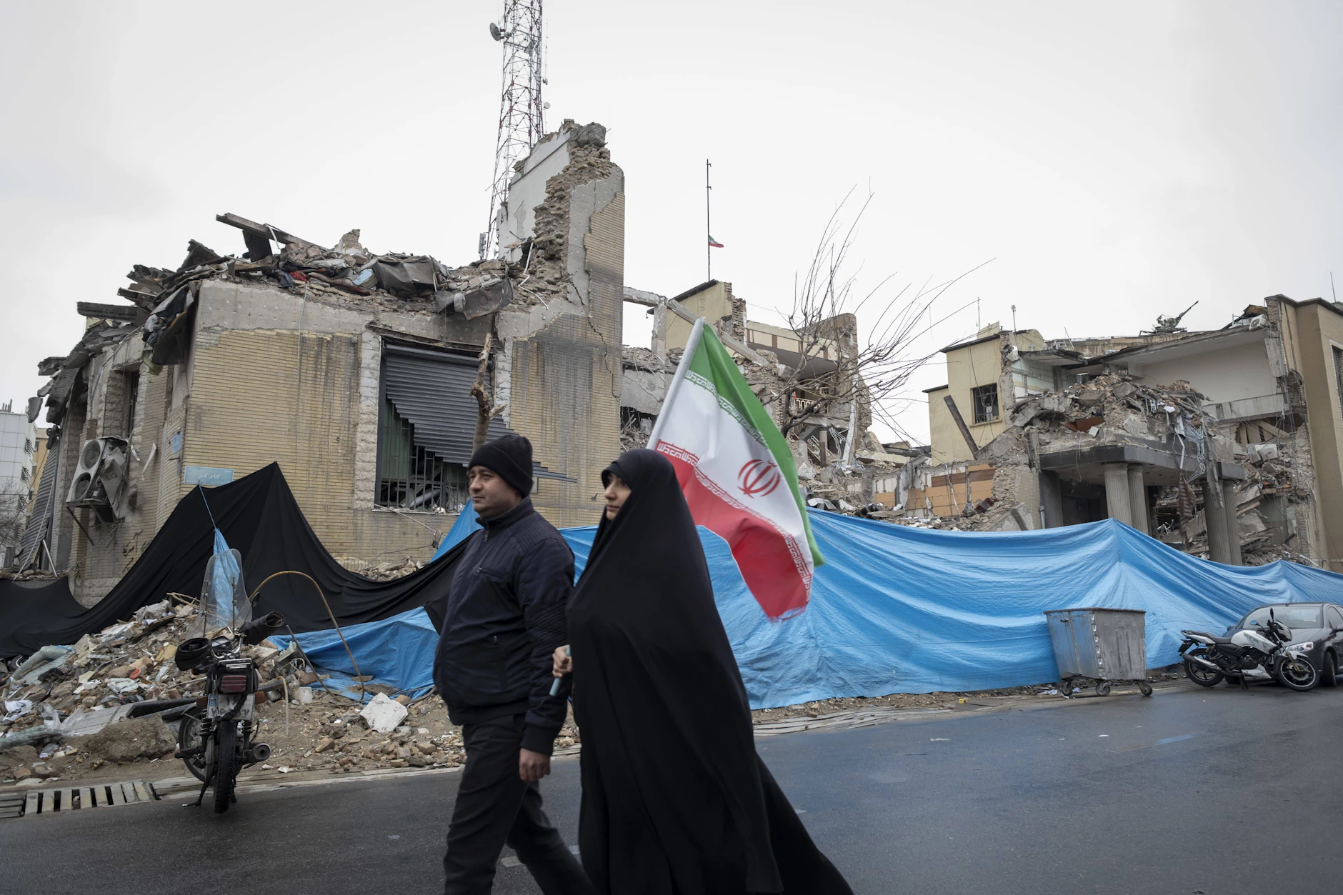 Teheran im Ausnahmezustand: Zwischen Krieg, Repression und Protest ringt das Land um seine Zukunft.