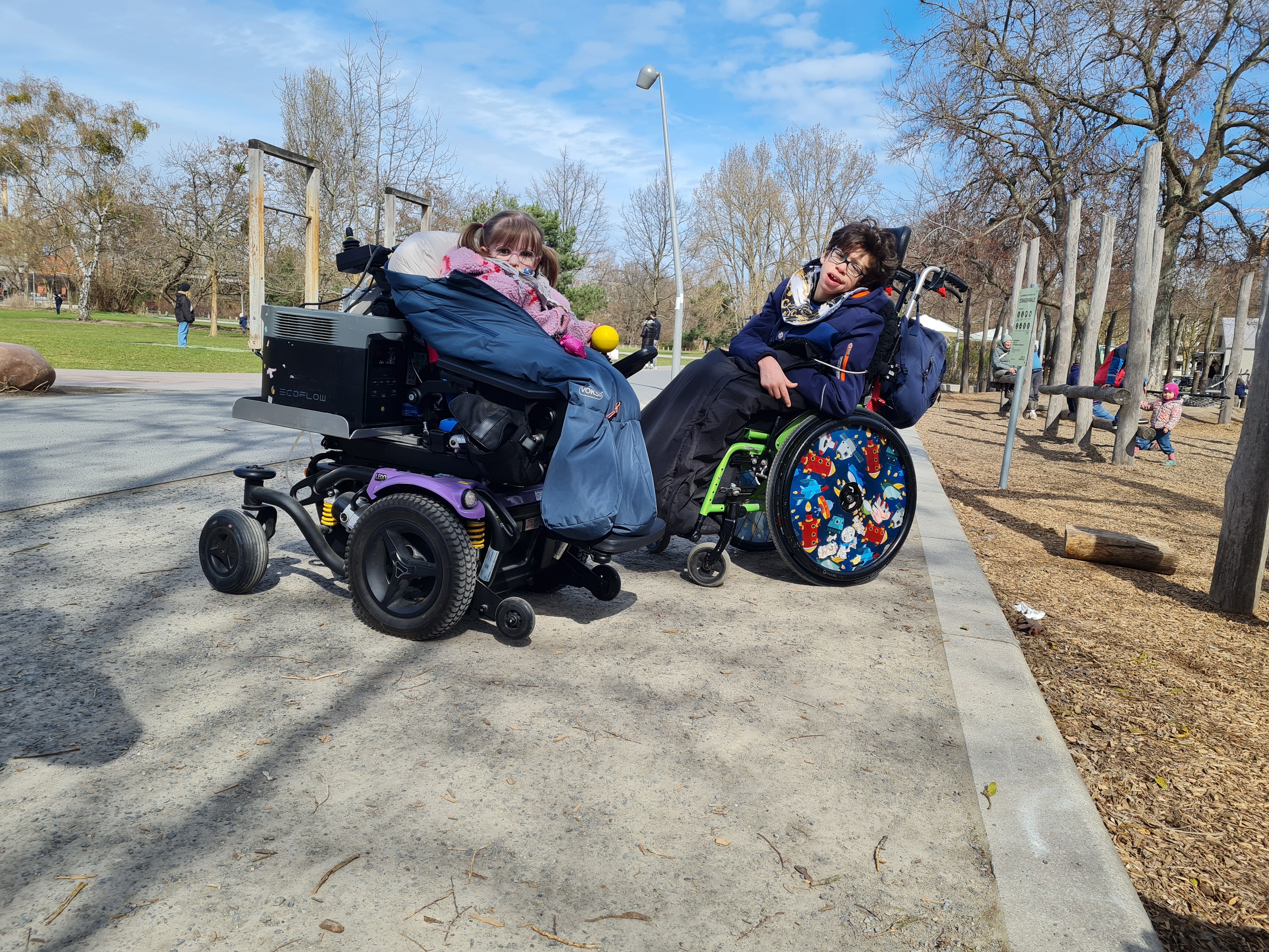 Barrierefreiheit in Berlin: Warum der Alltag für Rollstuhlfahrer ein Hindernislauf bleibt