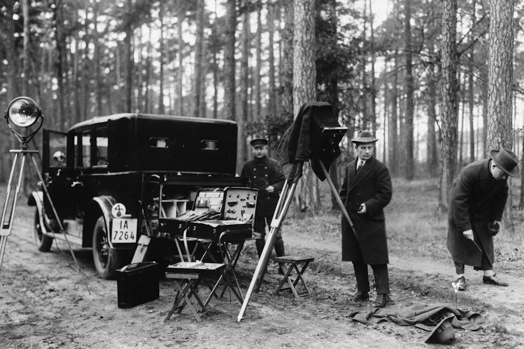 Die Berliner Polizeiausstellung von 1926:&nbsp;das „Mordauto“ zur Untersuchung von Kriminalfällen