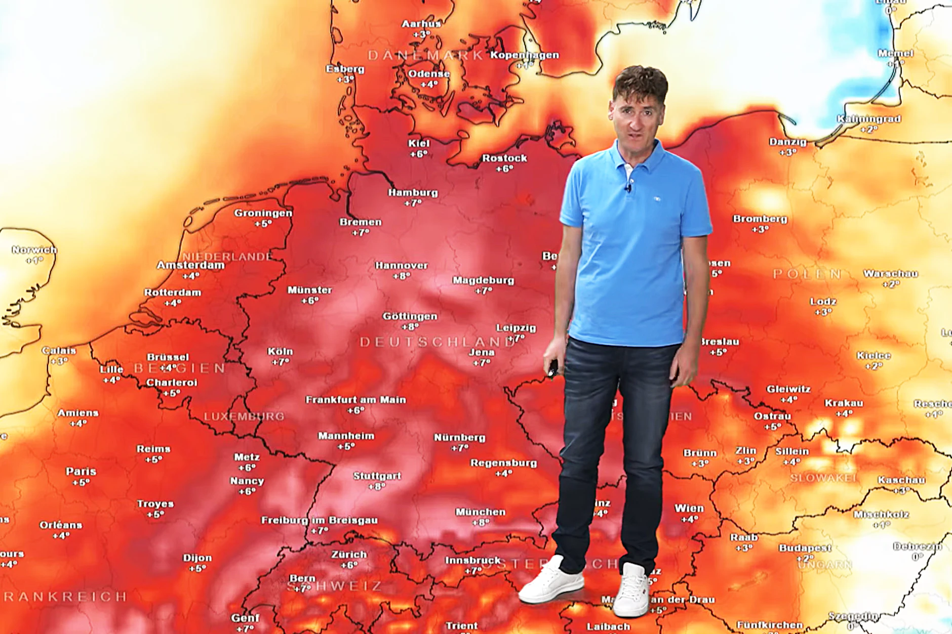 Plötzlich ist die Wetterkarte komplett Rot: Über Ostern könnte ordentlich warme Luft nach Deutschland schwappen und uns sogar den ersten Hitzetag des Jahres bescheren.