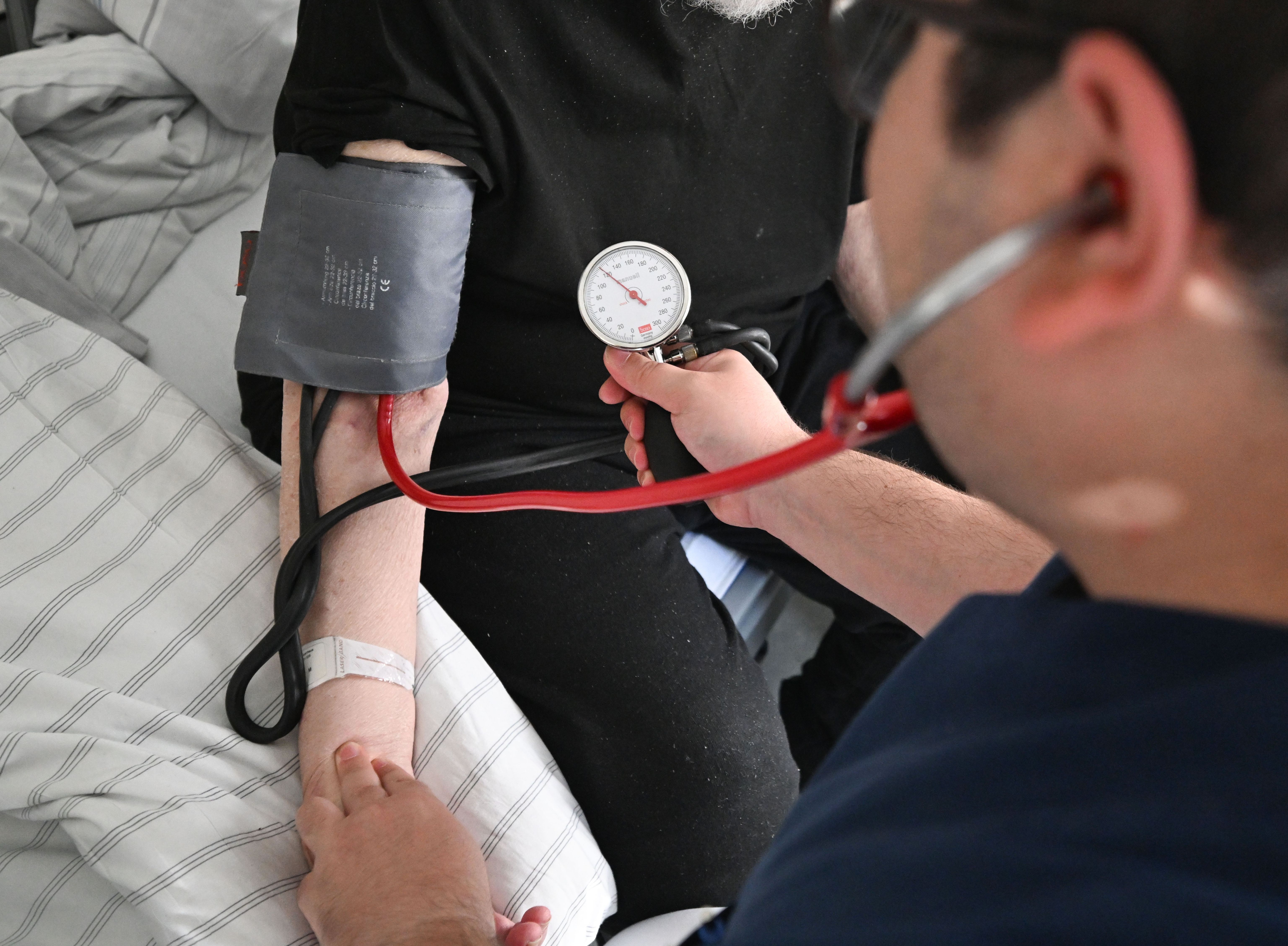 Pharma, Ärzte, Kliniken schlagen Alarm: Sparvorschläge könnten Versorgung verschlechtern