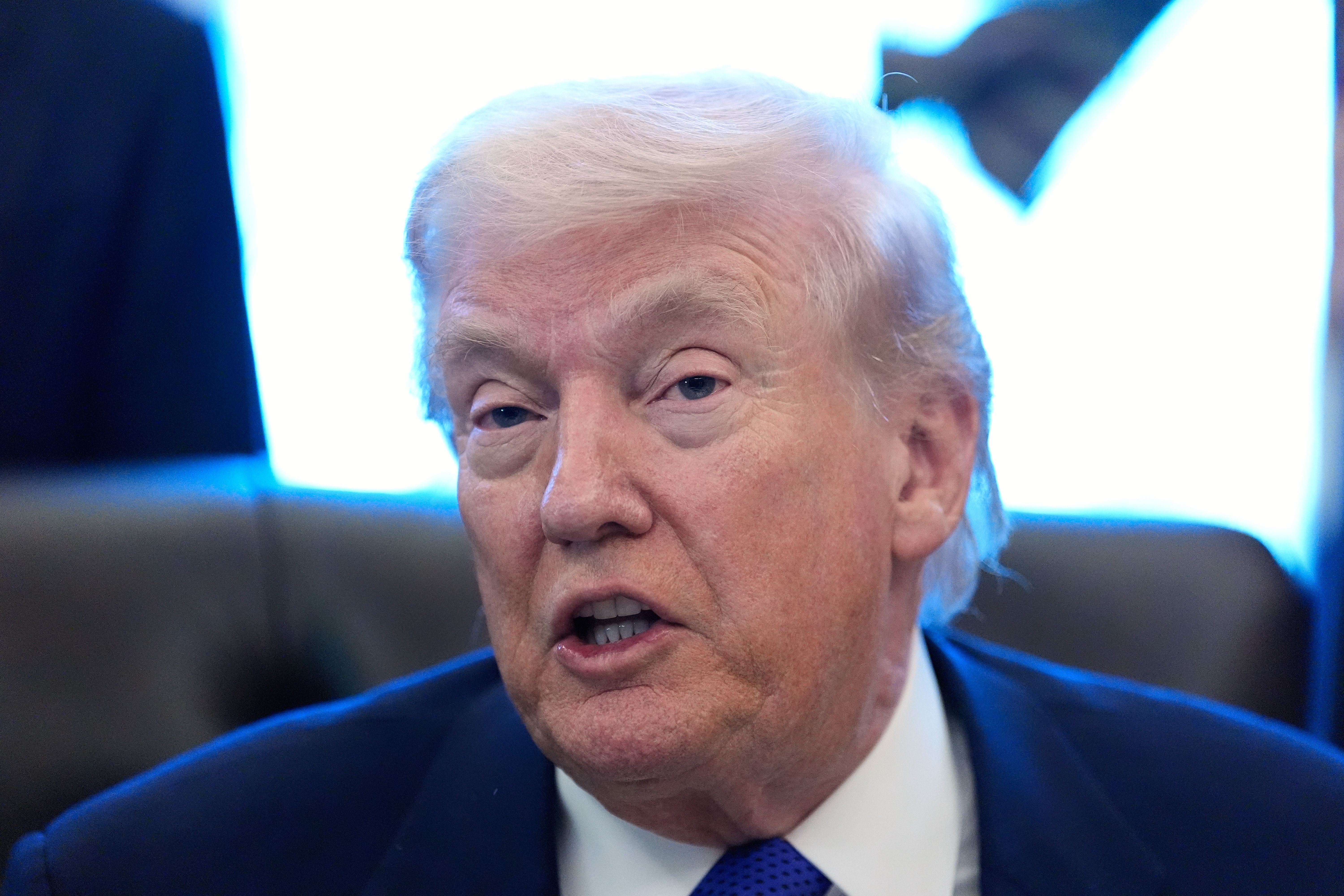 Frankreich verweigert US-Militärflügen nach Israel den Luftraum – Trump wütend