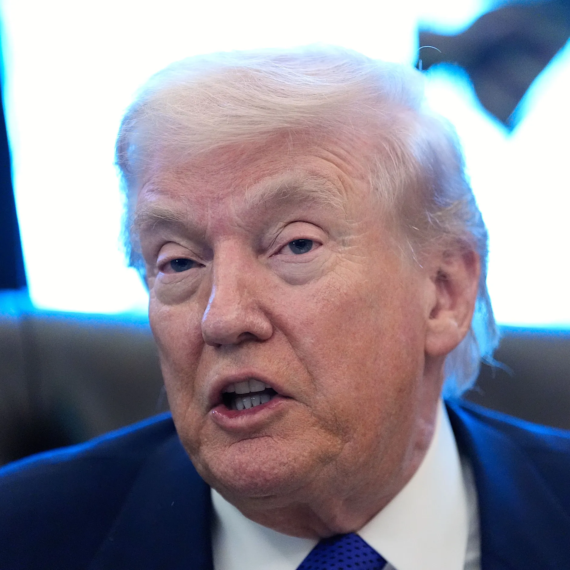 Frankreich verweigert US-Militärflügen nach Israel den Luftraum – Trump wütend