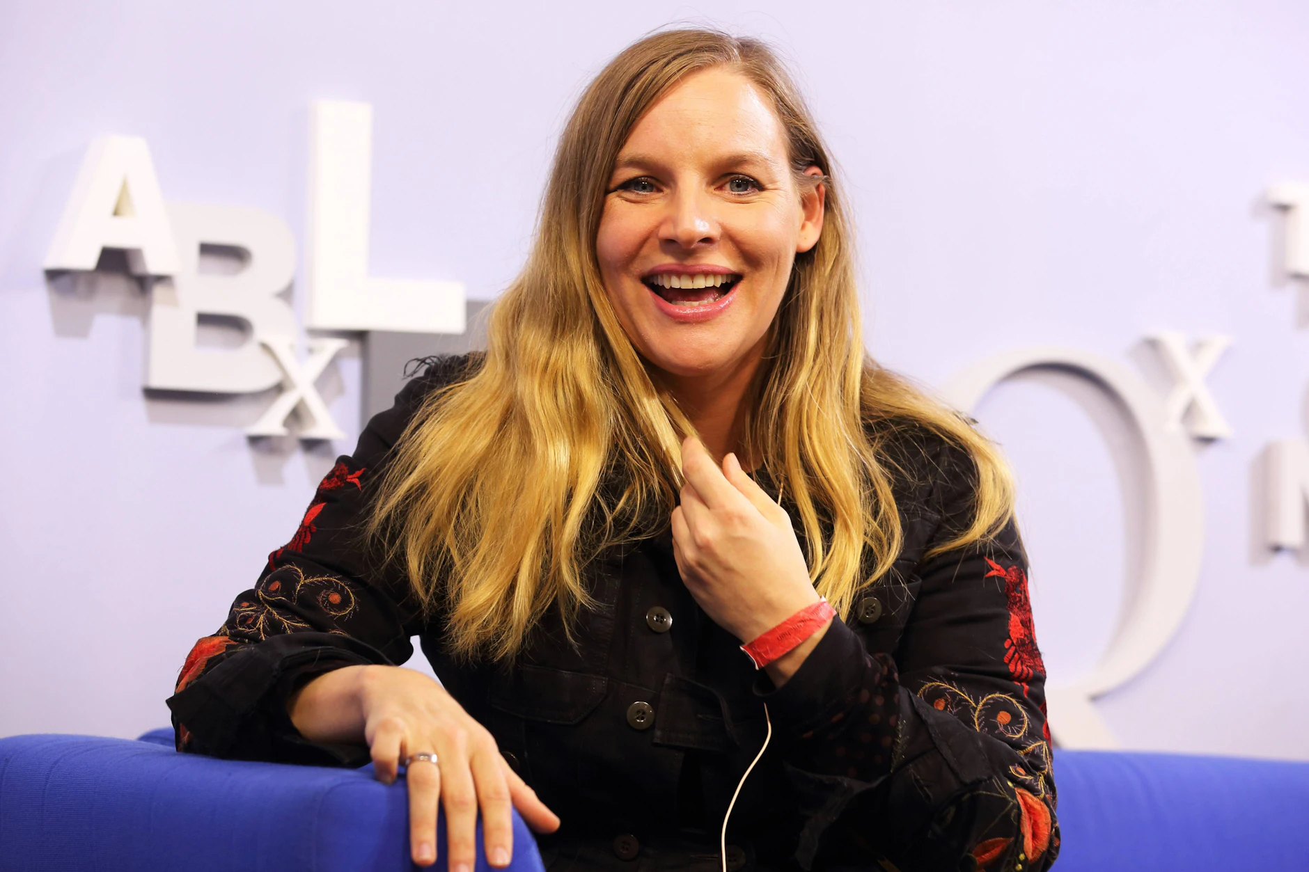 Sie war das „komische Kind“, sagt Holofernes über ihre Jugend.