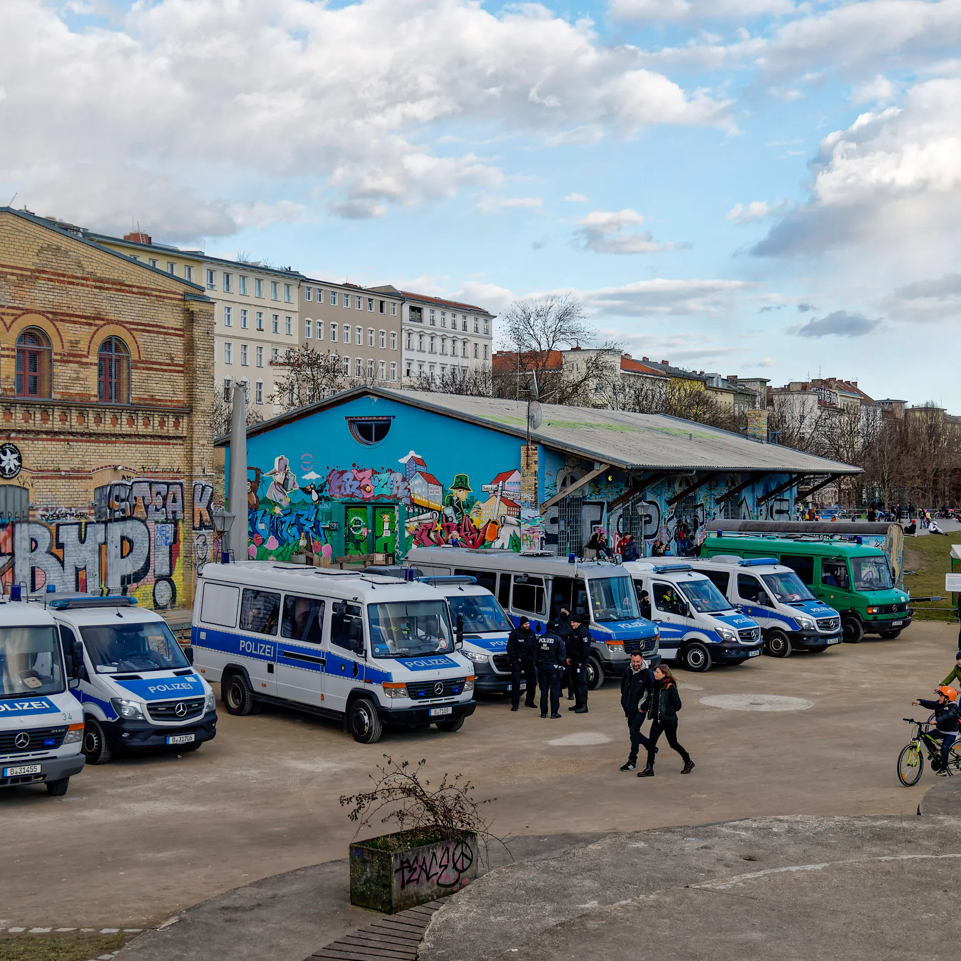 Arm, aber sexy! Diese Berliner Bezirke können nicht mit Geld umgehen
