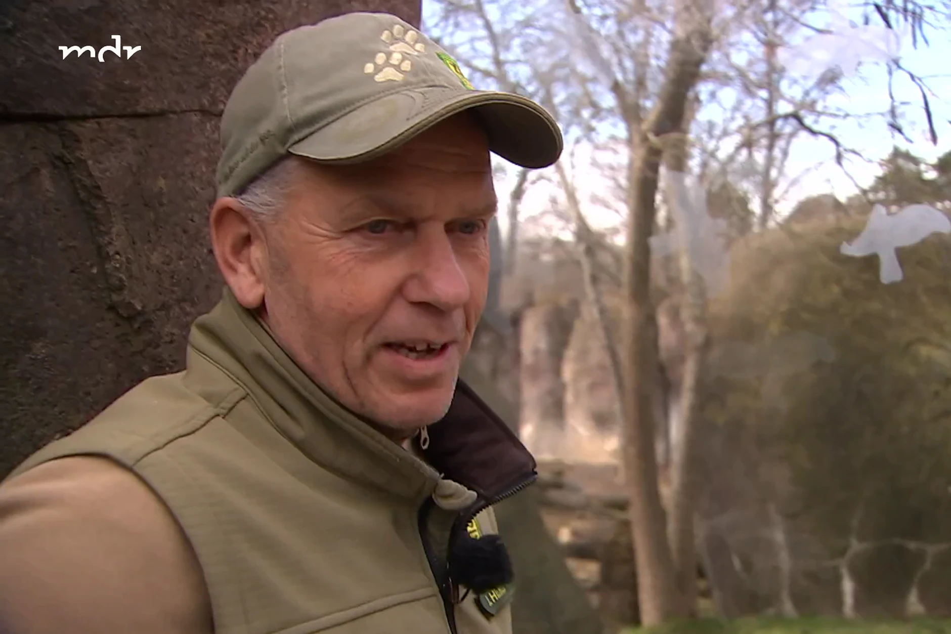 Tierpfleger Jens Hirmer gehörte seit 20 Jahren zum Team von „Elefant, Tiger & Co.“. Nun verkündete er seinen Abschied von der berühmten Sendung im MDR.