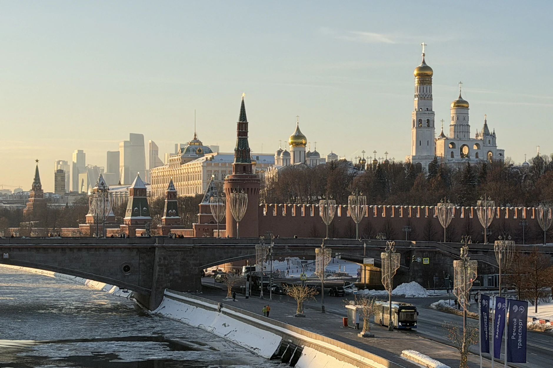 Blick auf Moskau: Ein britischer Diplomat muss Russland nach Anordnung der Behörden binnen zwei Wochen verlassen.