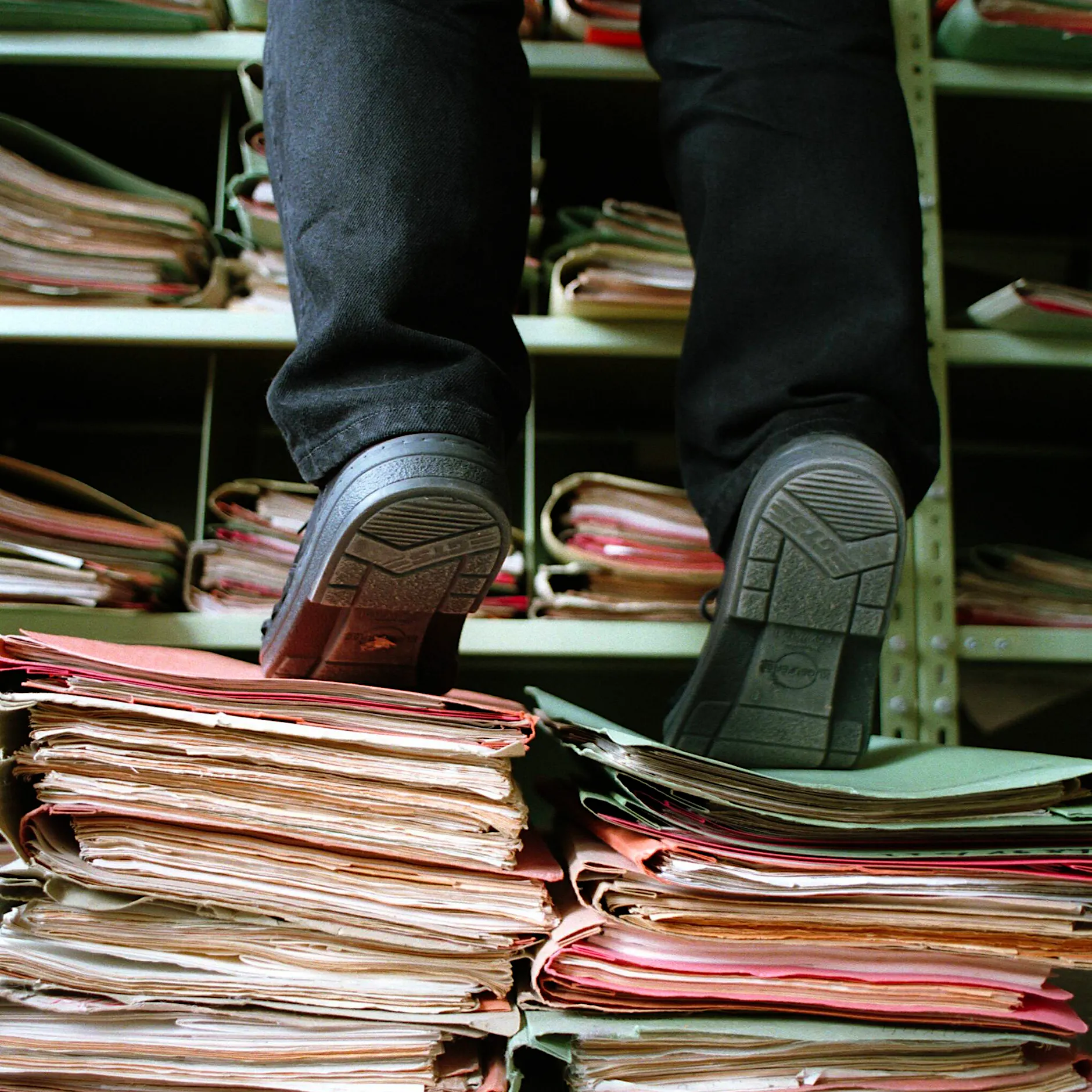 Das preußische Betriebssystem: Warum Deutschlands Verwaltung trotz Milliardenkosten kollabiert