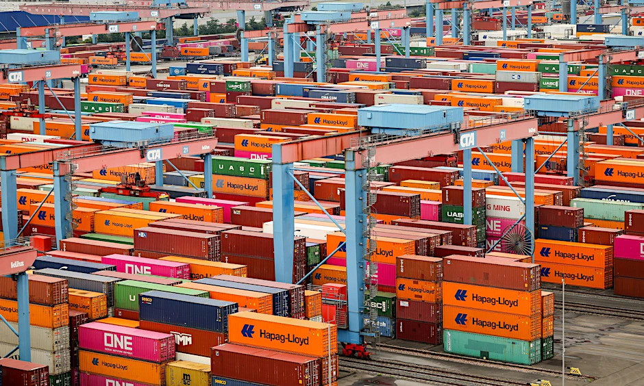 Container am Hamburger Hafen: Schlecht laufende Auslandsgeschäfte bremsen das Wirtschaftswachstum.