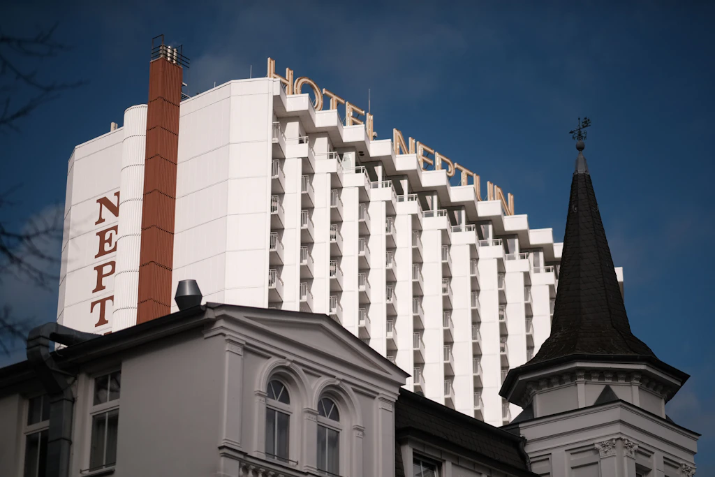 Mit 64 Metern ist das 1971 errichtete Hotel Neptun Rostocks drittgrößtes Gebäude.